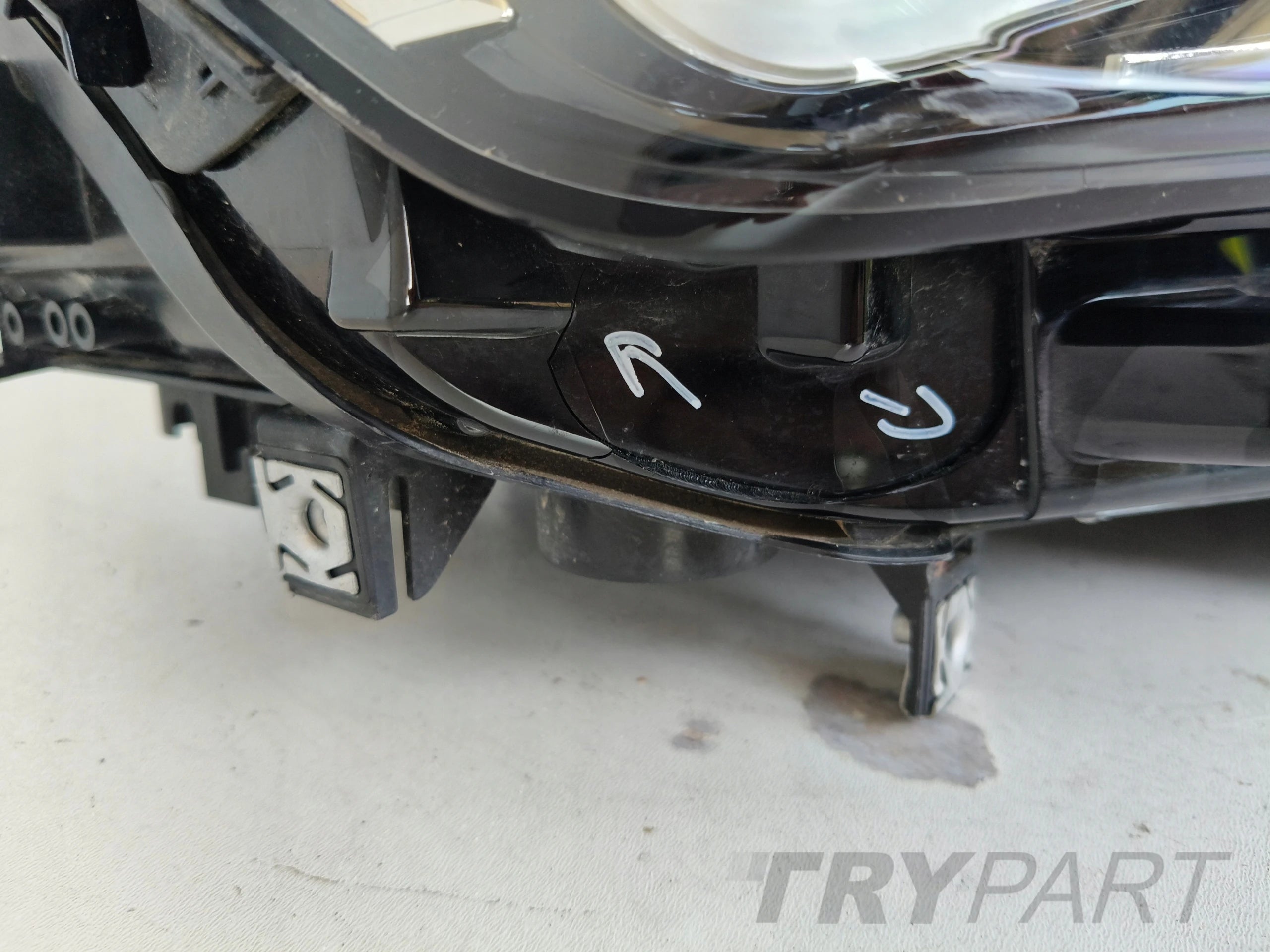 RIGHT HEADLIGHT LAMP SEAT TARRACO 5FJ 18- FULL LED