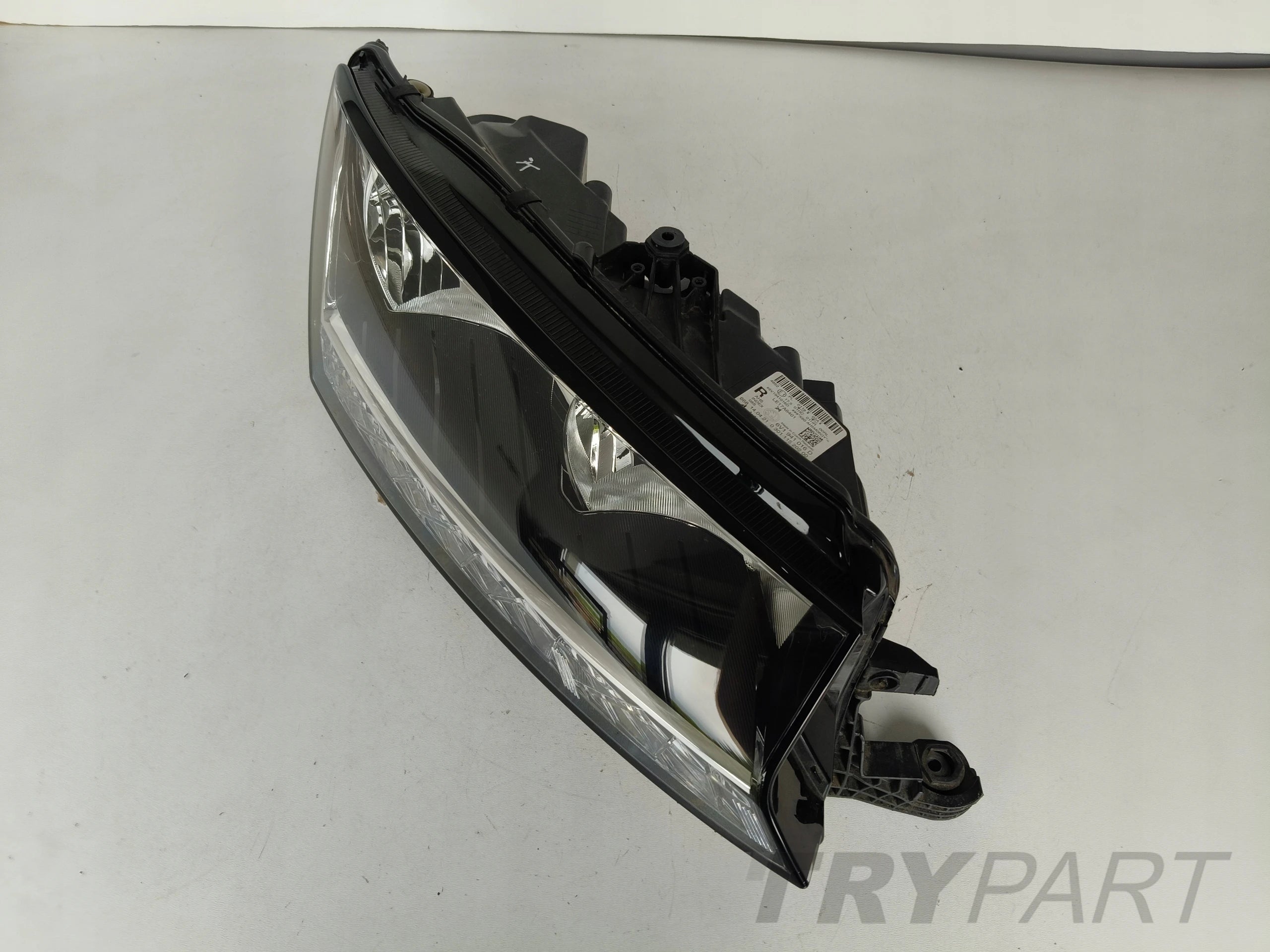 RIGHT HEADLIGHT LAMP SKODA FABIA III 3 6V 6V0 18- LIFT LED