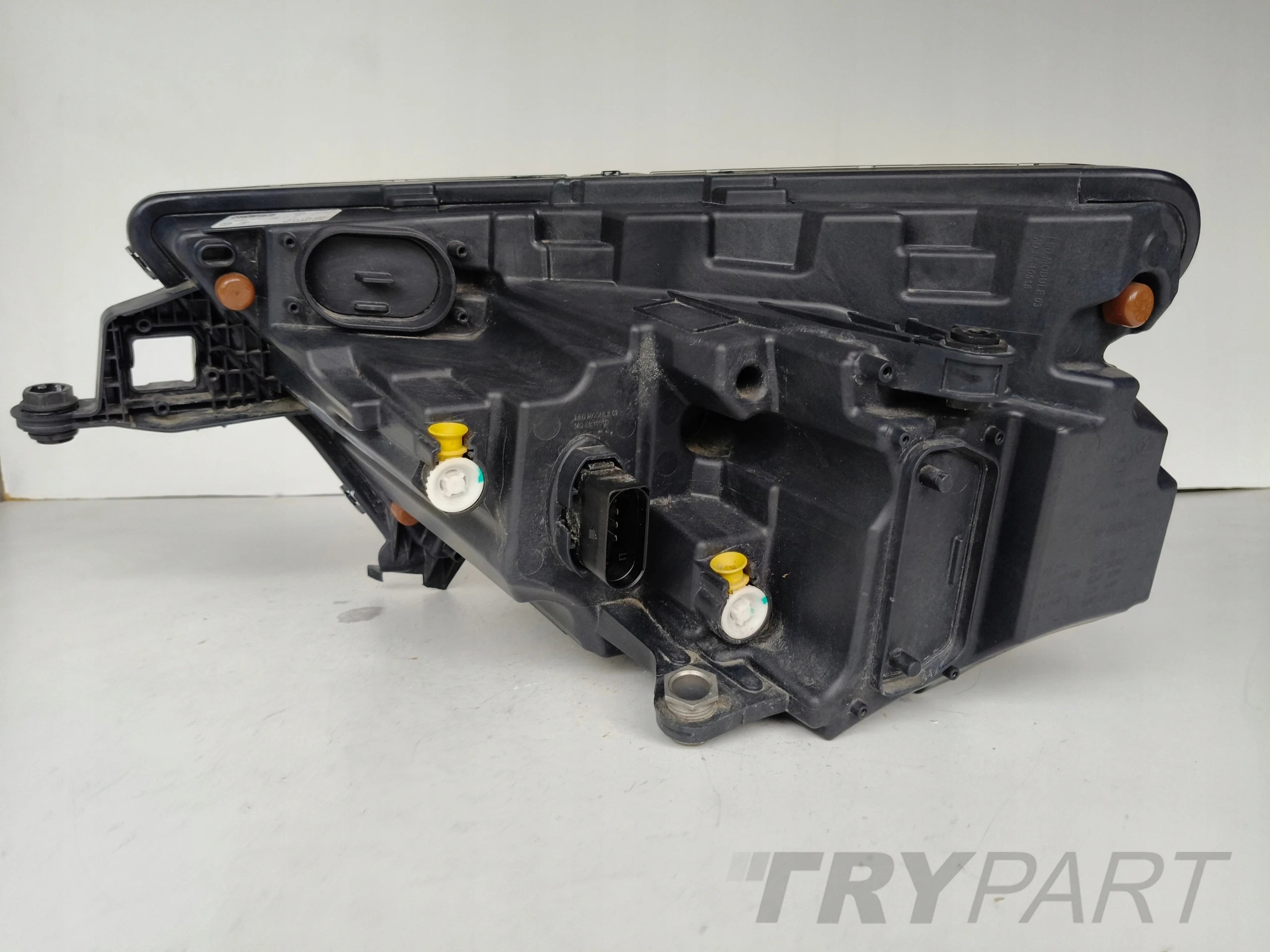 RIGHT HEADLIGHT LAMP SKODA KAMIQ 658 18- LED