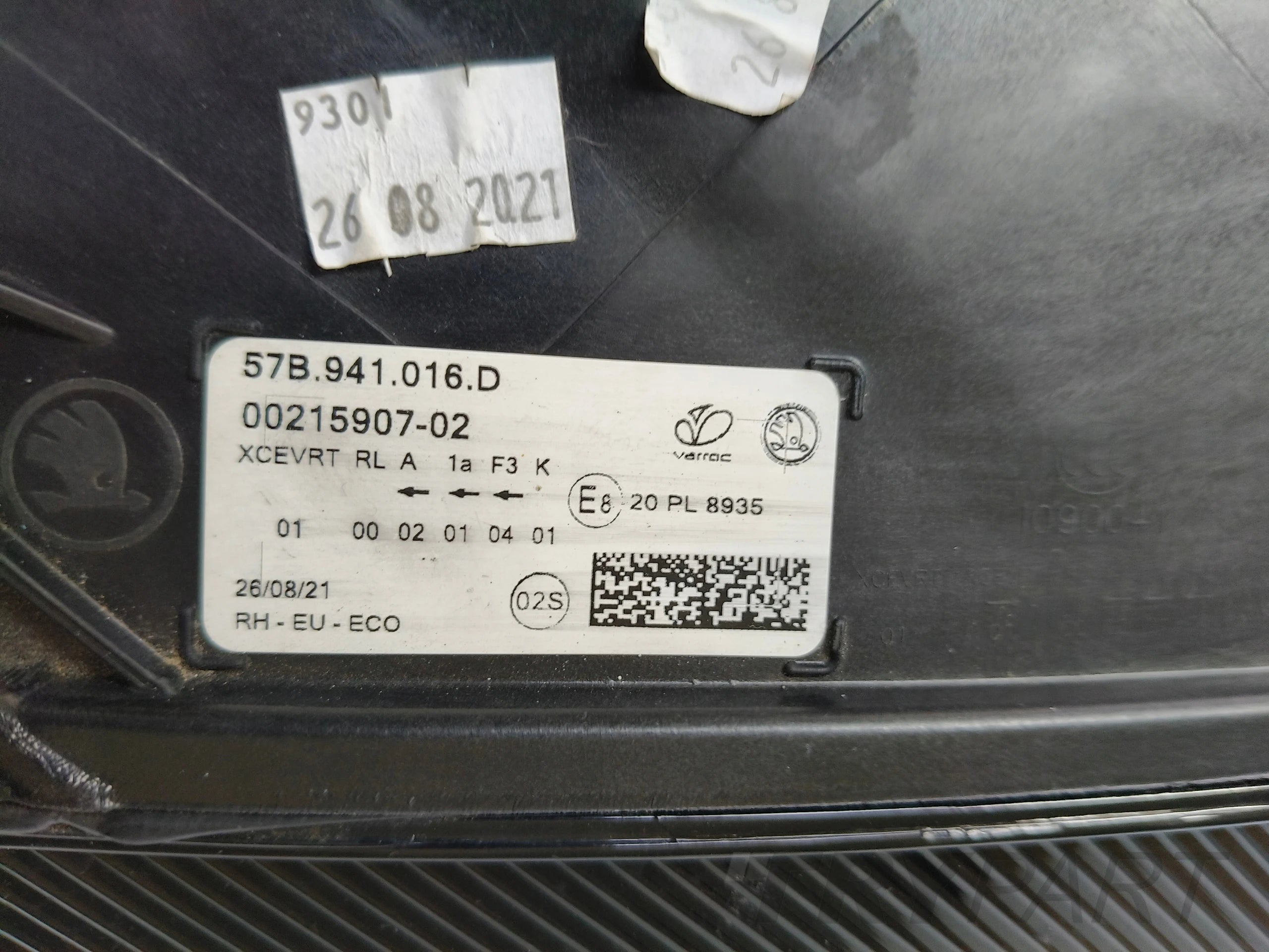 RIGHT HEADLIGHT LAMP SKODA KAROQ 57A 17- FULL LED