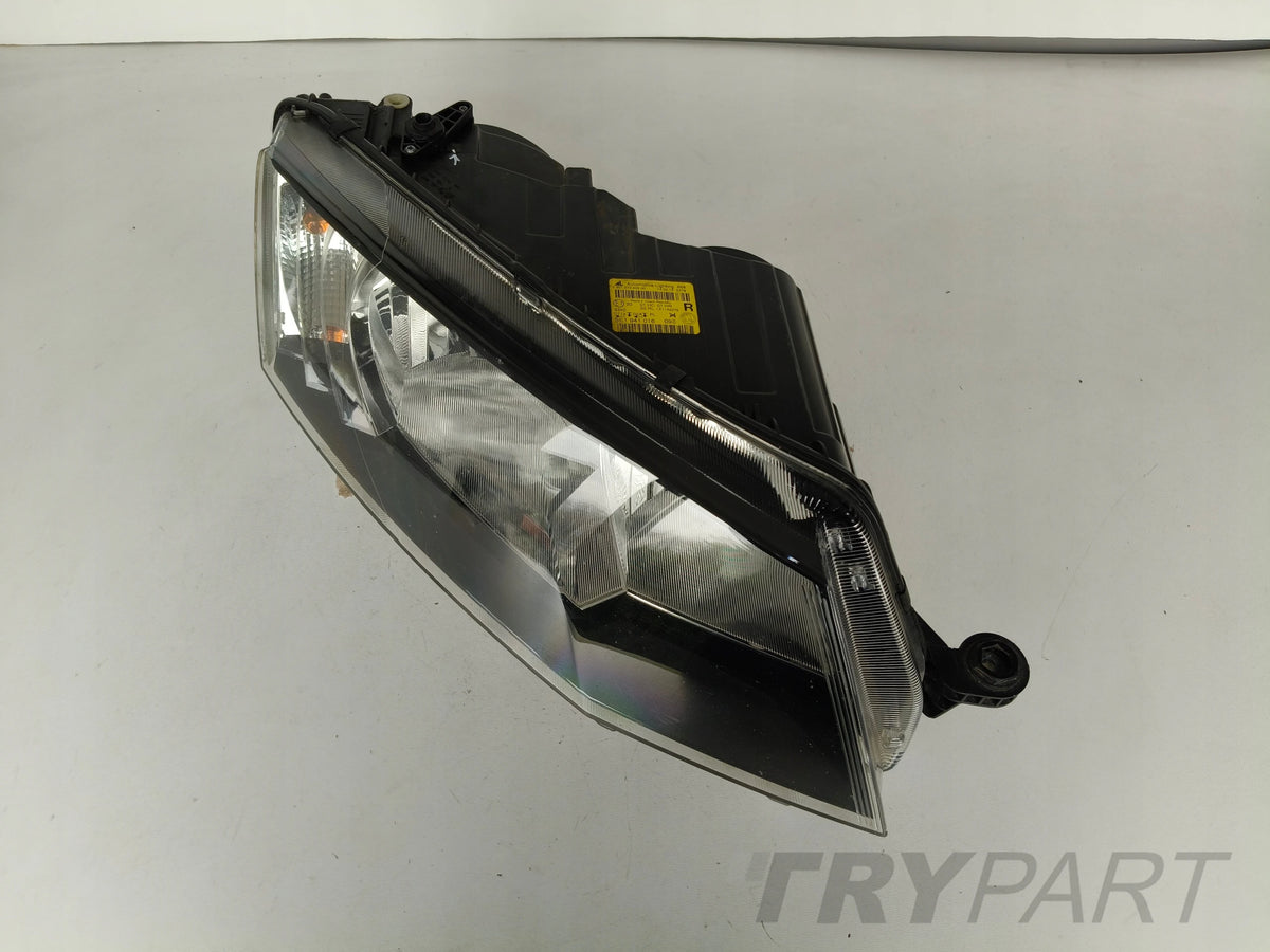 RIGHT HEADLIGHT LAMP SKODA OCTAVIA III 3 5E 5E0 12-16