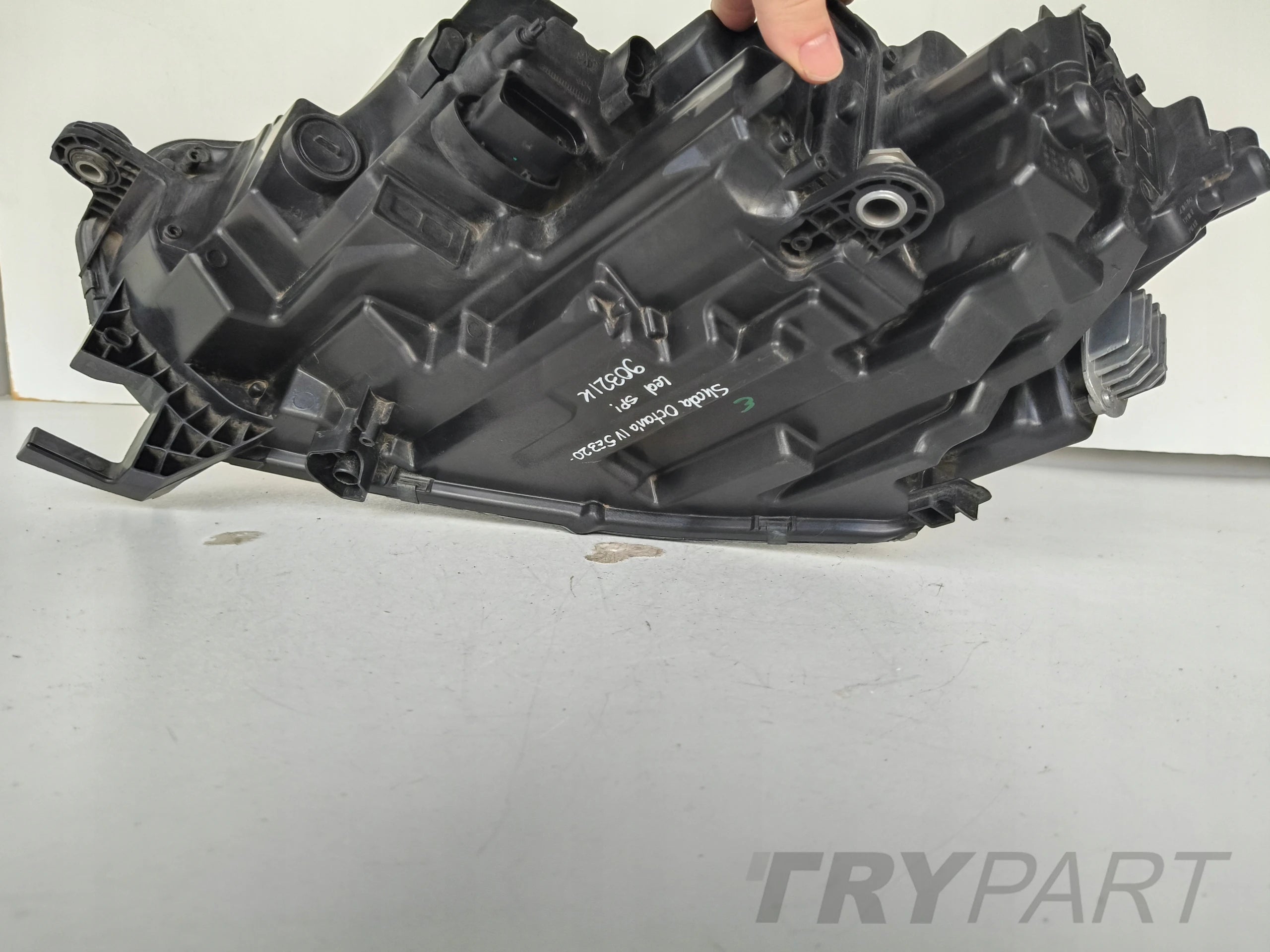 RIGHT HEADLIGHT LAMP SKODA OCTAVIA IV 4 5E3 20- FULL LED