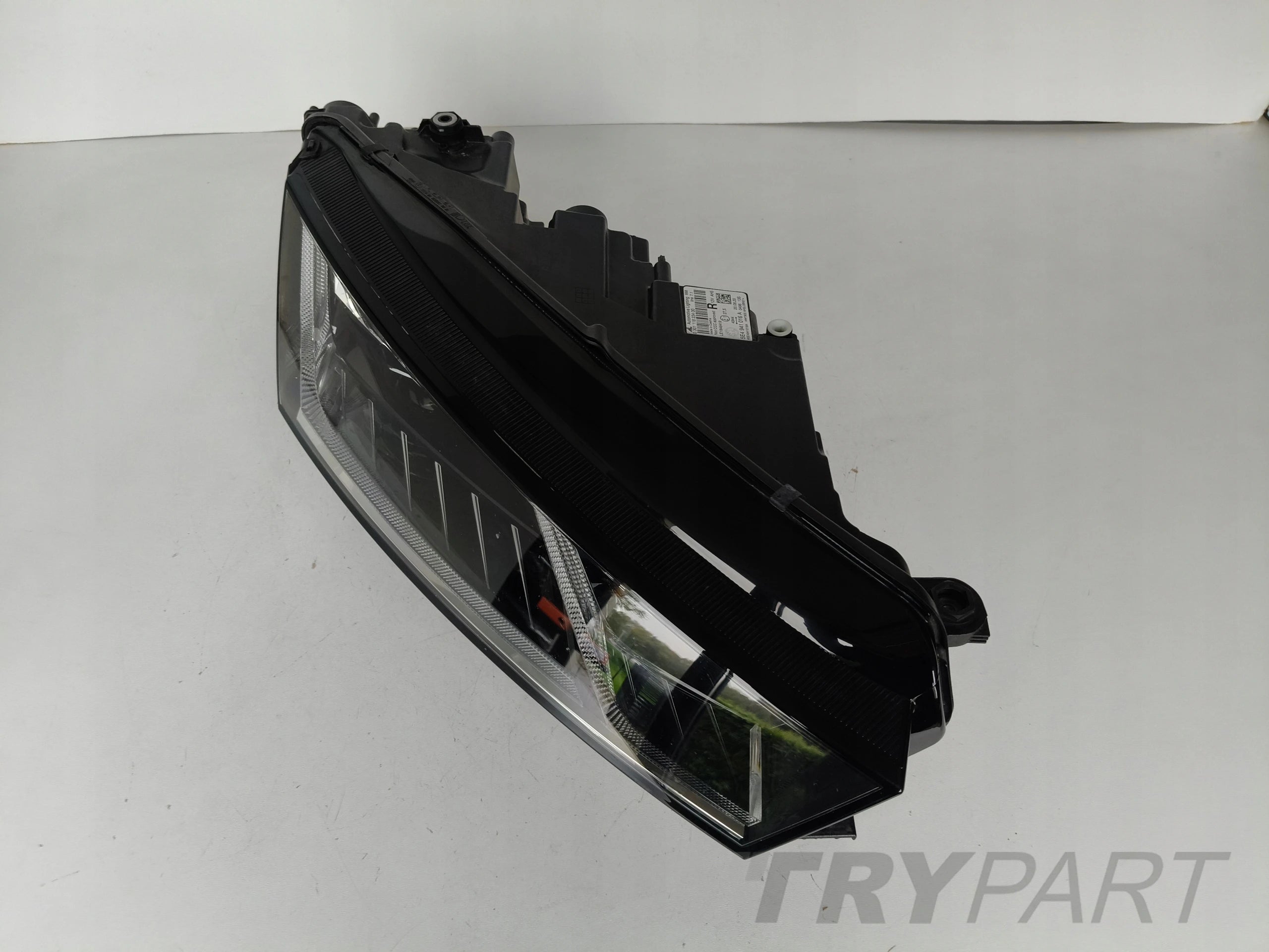 RIGHT HEADLIGHT LAMP SKODA OCTAVIA IV 4 5E3 20- FULL LED