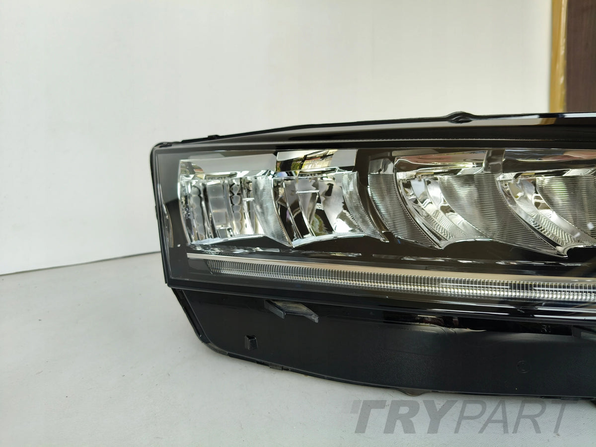 RIGHT HEADLIGHT LAMP SKODA OCTAVIA IV 4 5E3 20- FULL LED
