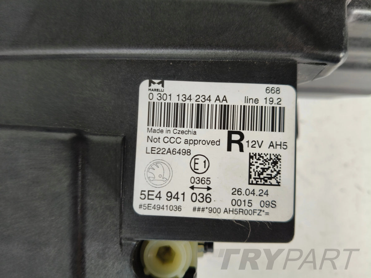 RIGHT HEADLIGHT LAMP SKODA OCTAVIA IV 4 5E3 23- LIFT FULL LED