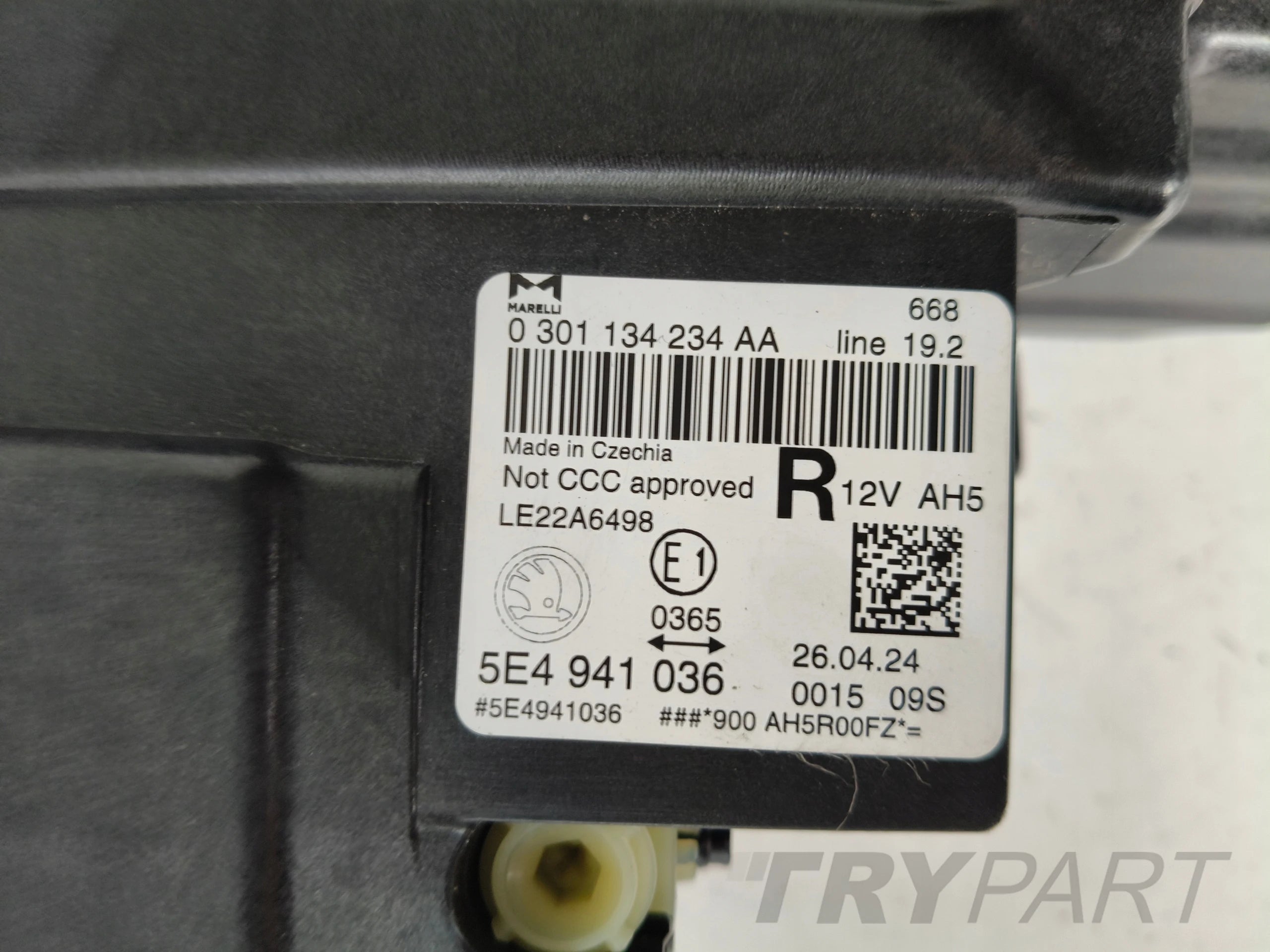 RIGHT HEADLIGHT LAMP SKODA OCTAVIA IV 4 5E3 23- LIFT FULL LED