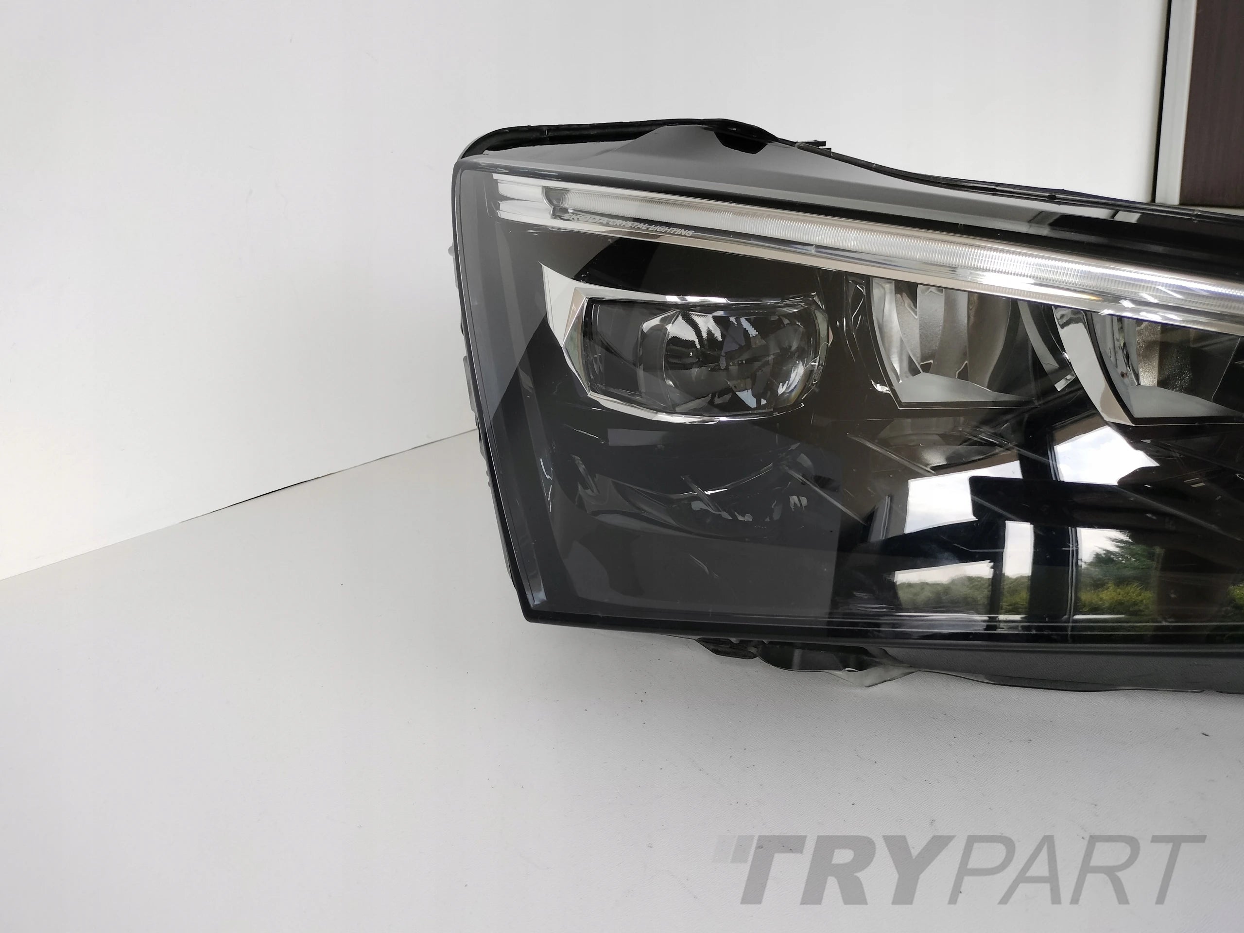 RIGHT HEADLIGHT LAMP SKODA SCALA 657 18- FULL LED