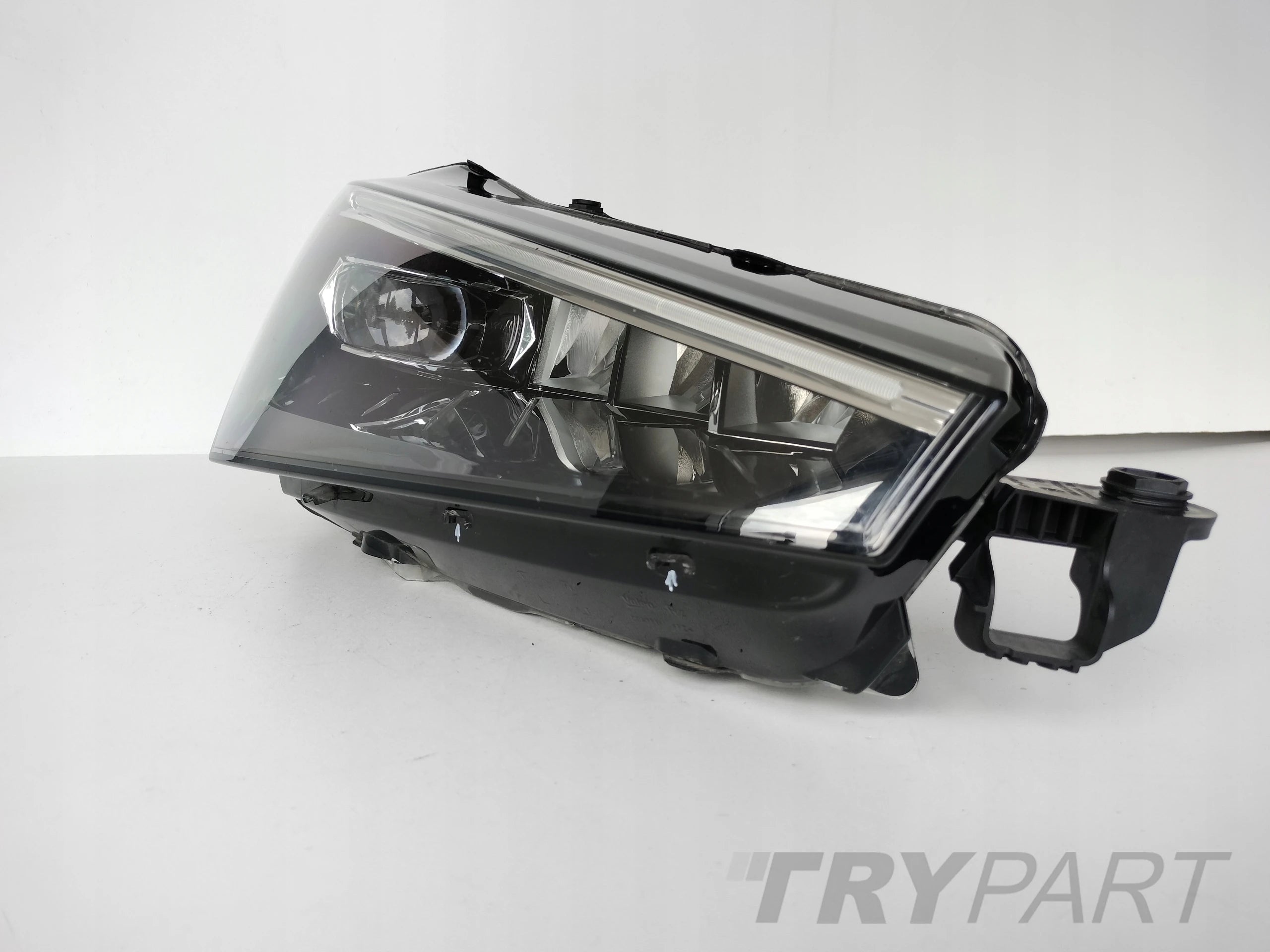 RIGHT HEADLIGHT LAMP SKODA SCALA 657 18- FULL LED