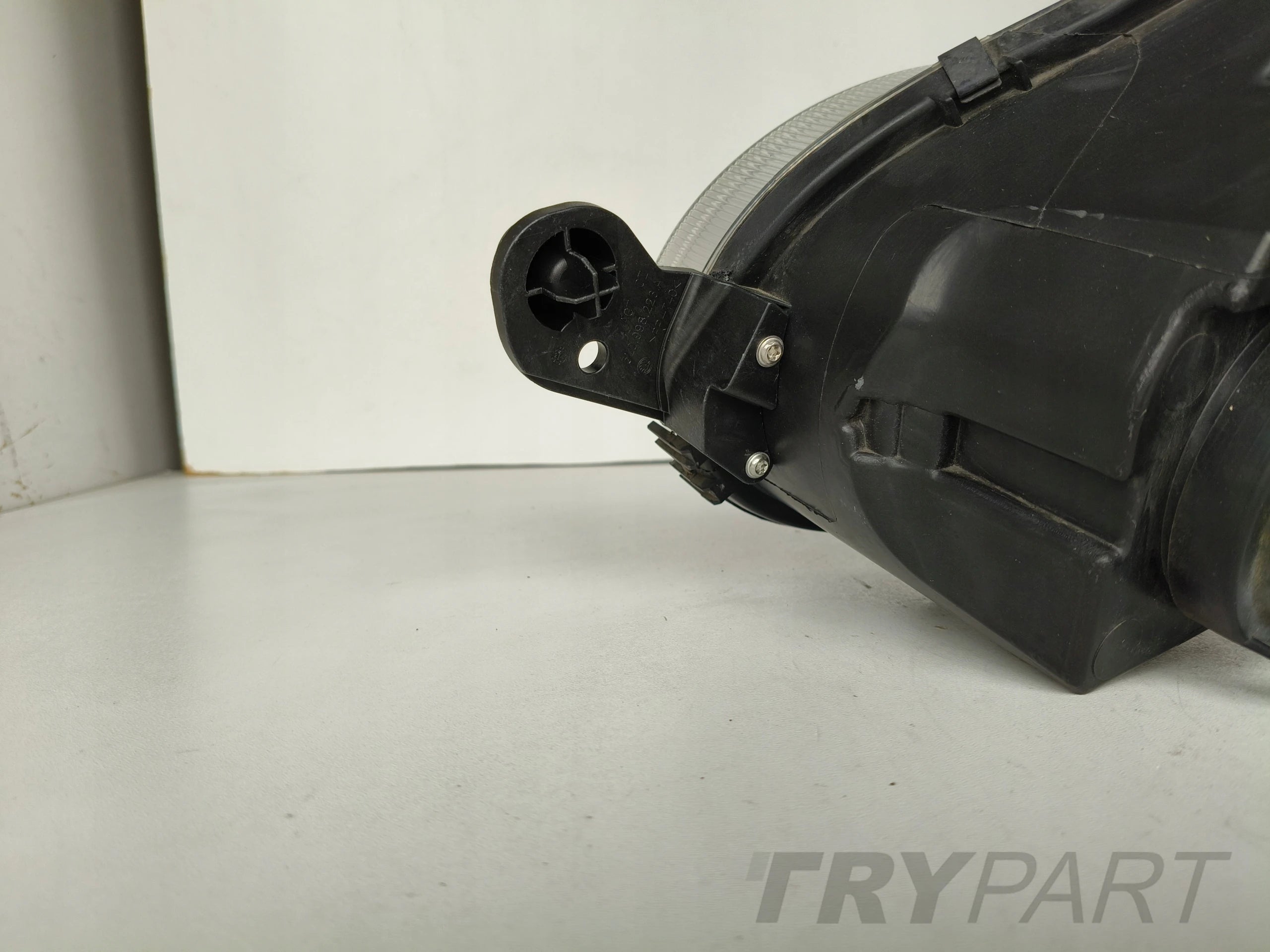 RIGHT HEADLIGHT LAMP SKODA YETI 5L 5L0 09-13 XENON