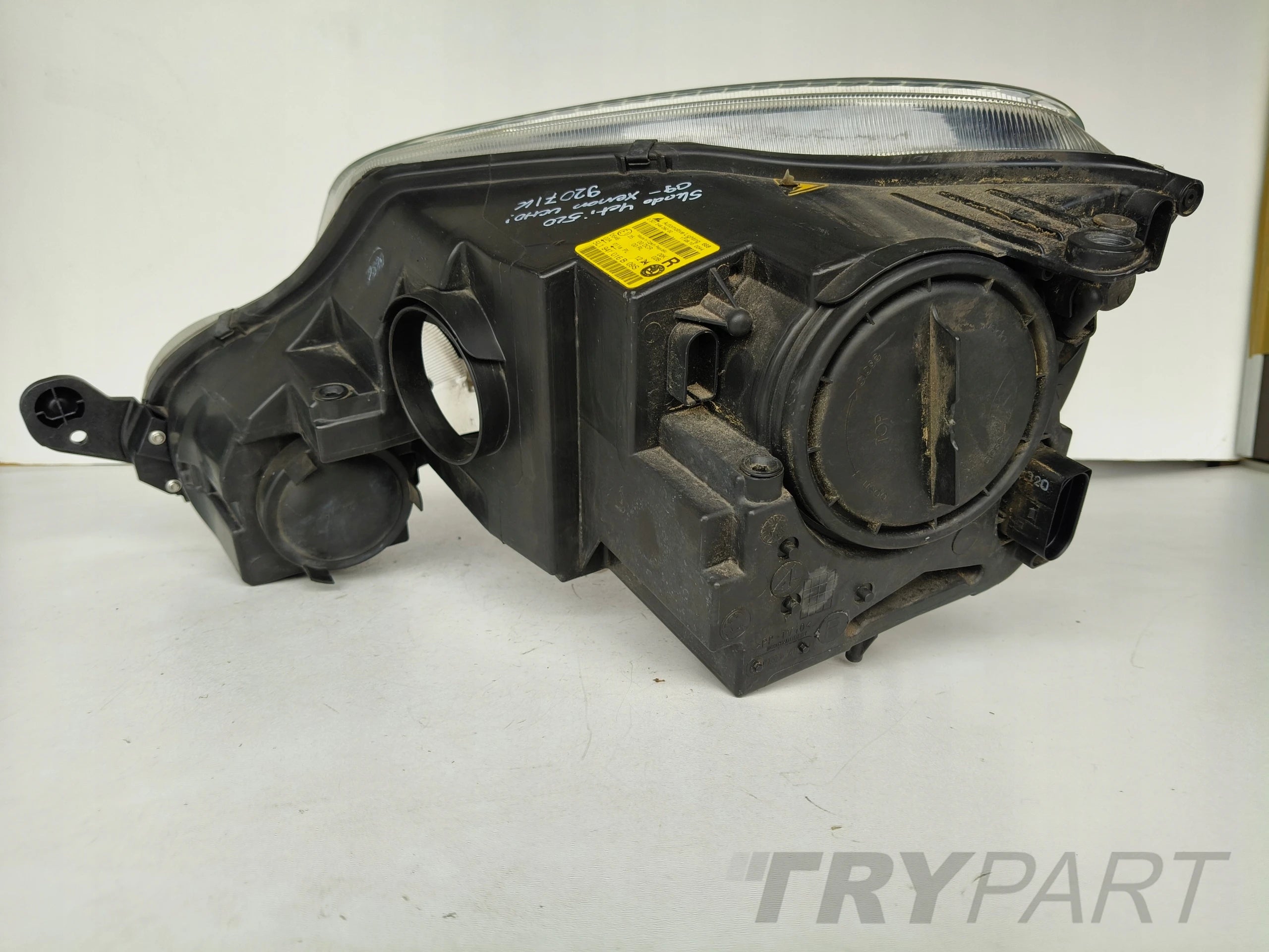 RIGHT HEADLIGHT LAMP SKODA YETI 5L 5L0 09-13 XENON