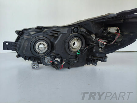 RIGHT HEADLIGHT LAMP SUBARU XV 11-