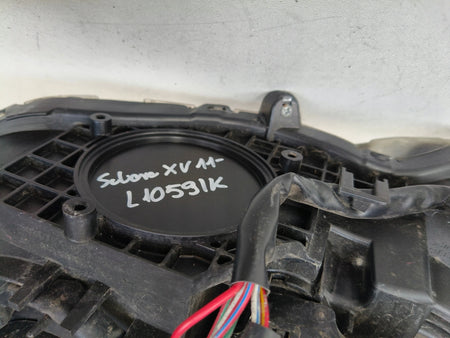 RIGHT HEADLIGHT LAMP SUBARU XV 11-