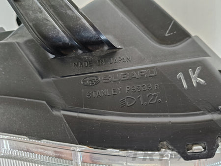 RIGHT HEADLIGHT LAMP SUBARU XV 11-