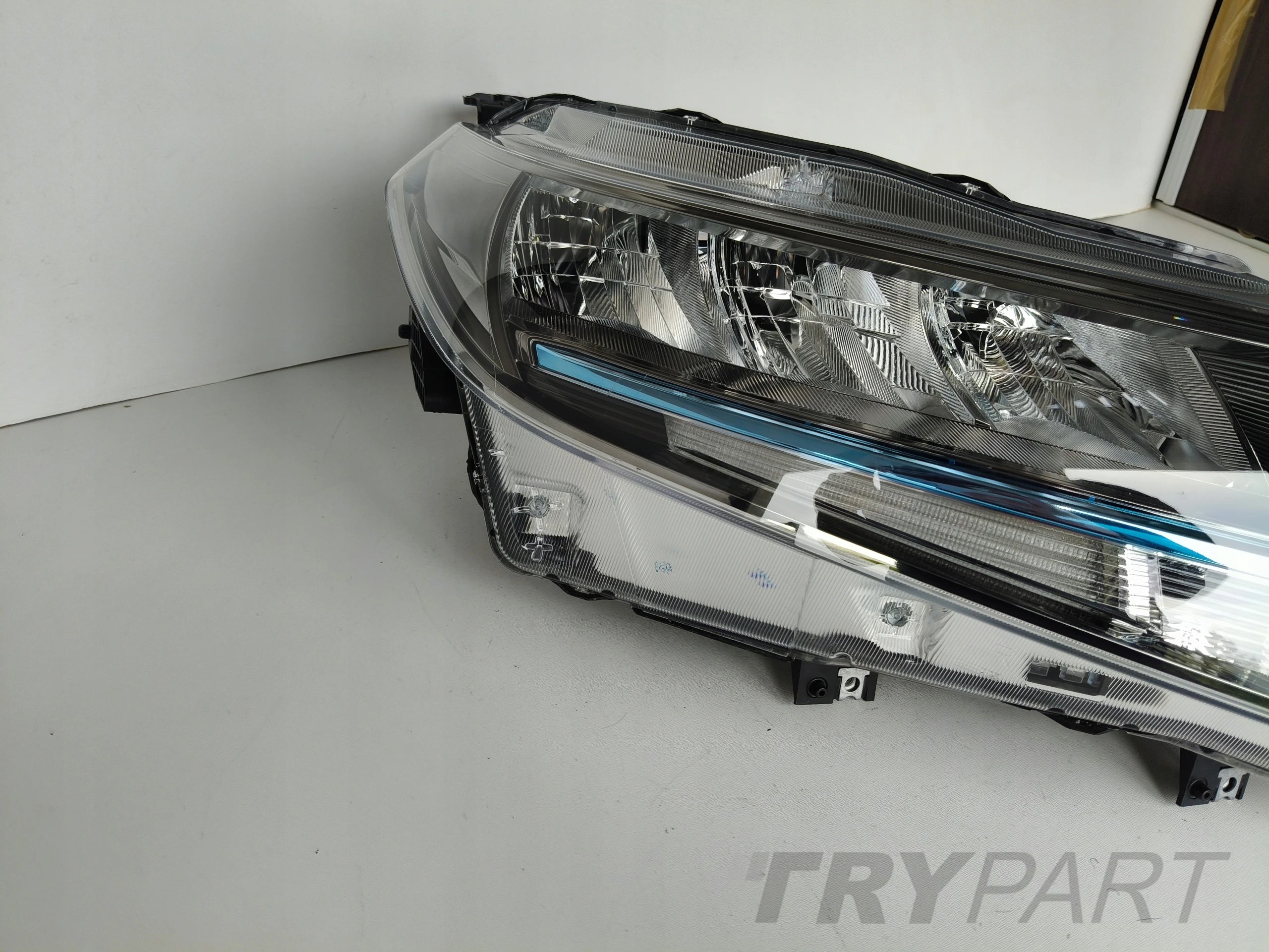RIGHT HEADLIGHT LAMP SUZUKI VITARA III 18- LIFT FULL LED