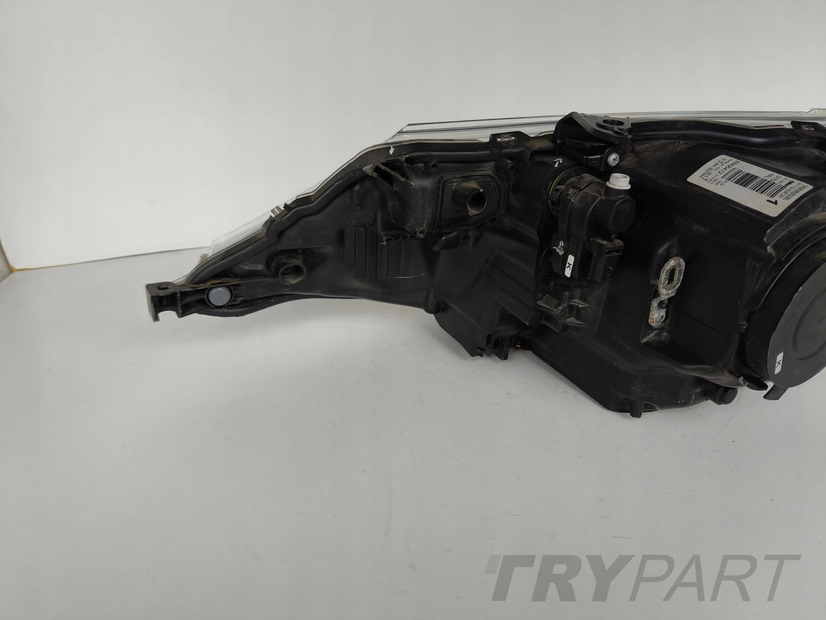 RIGHT HEADLIGHT LAMP TOYOTA AURIS II 12-15 LED