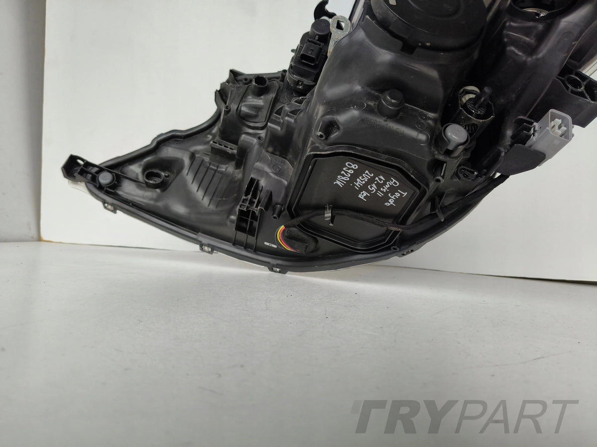 RIGHT HEADLIGHT LAMP TOYOTA AURIS II 12-15 LED