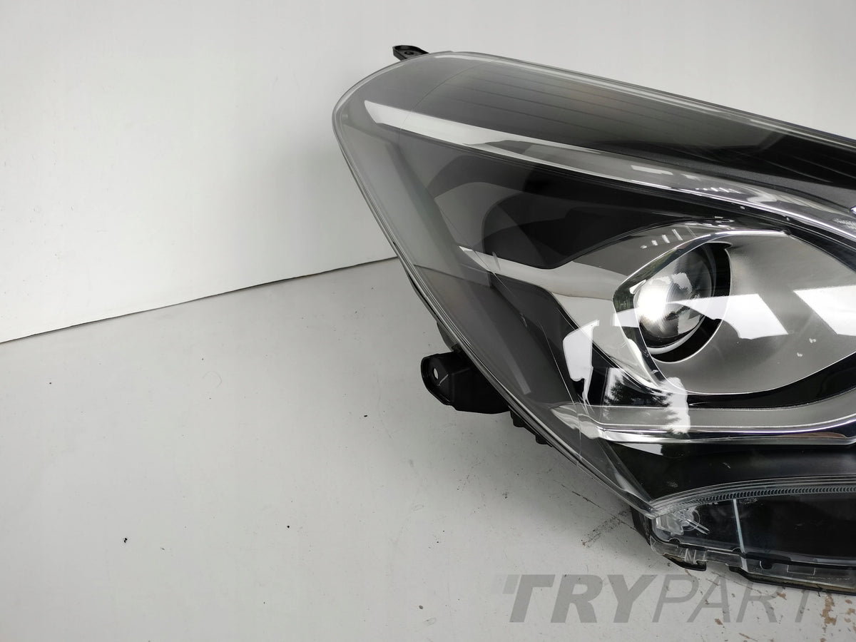 RIGHT HEADLIGHT LAMP TOYOTA YARIS III 17- FACELIFT