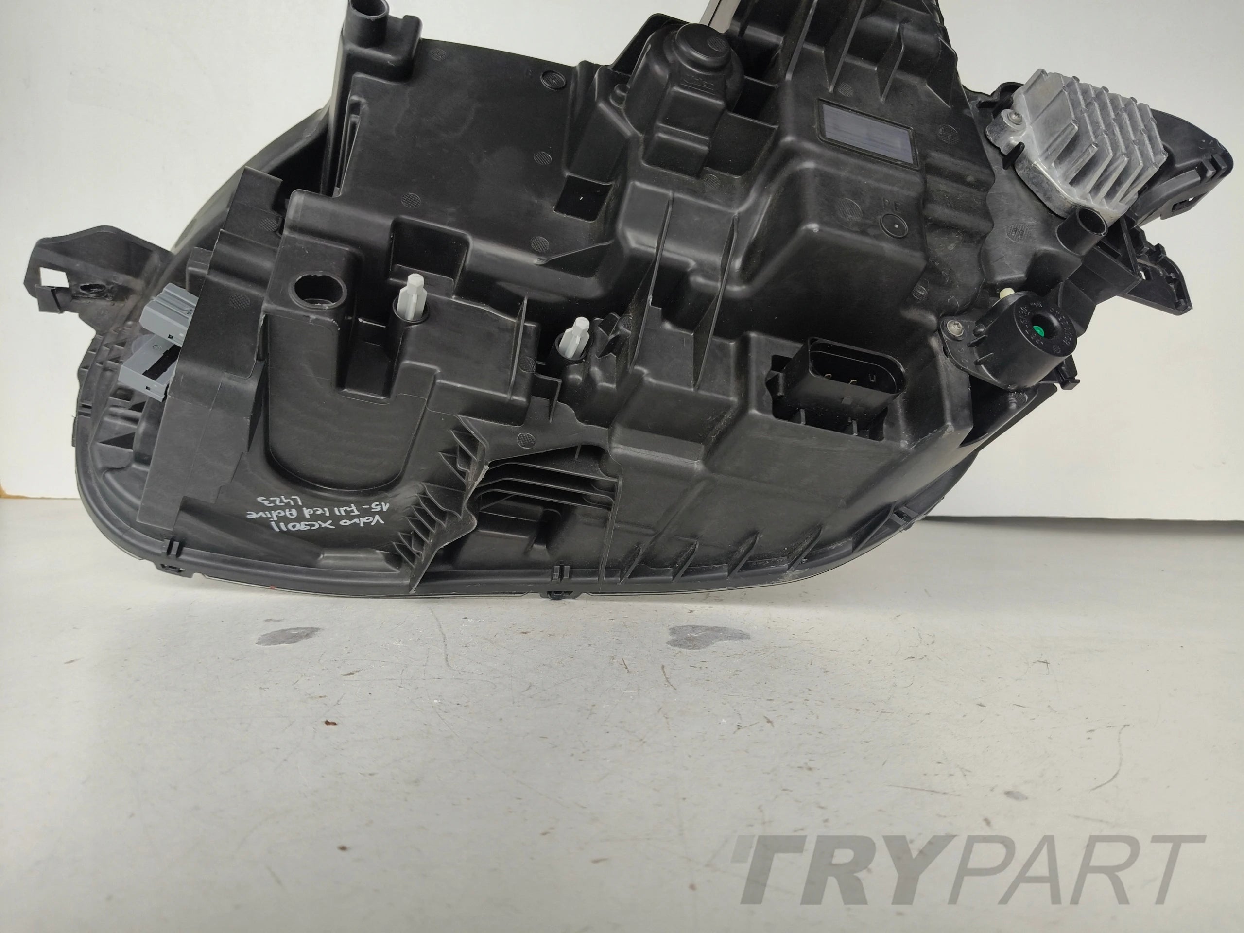RIGHT HEADLIGHT LAMP VOLVO XC90 II 19- FACELIFT FULL LED ACTIVE HIGH BEAM