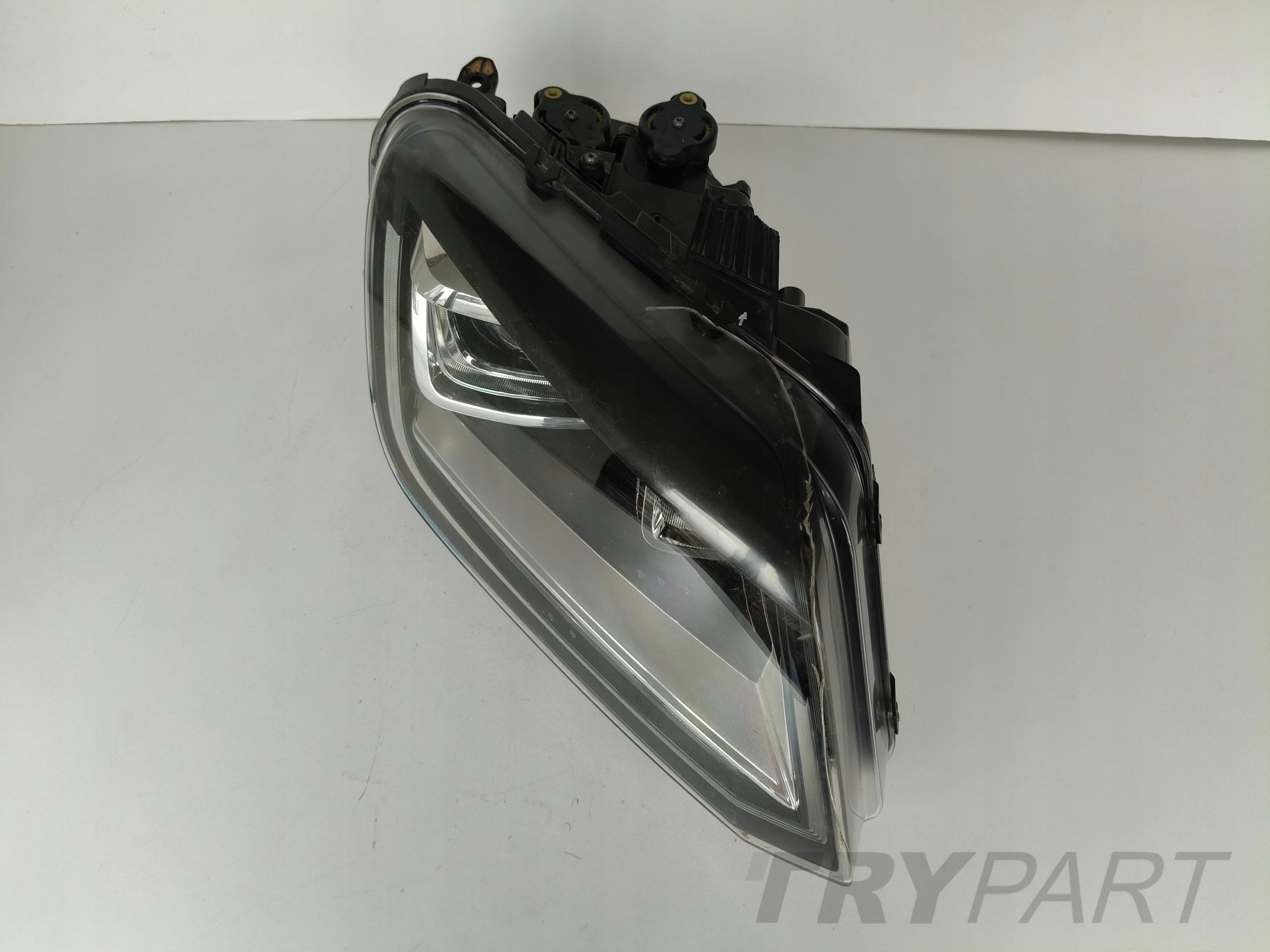 RIGHT HEADLIGHT LAMP VW AMAROK 2H 2H0 16- LIFT XENON LED