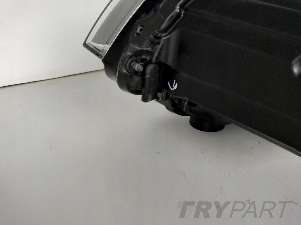 RIGHT HEADLIGHT LAMP VW GOLF SPORTSVAN 510 17- FACELIFT LED