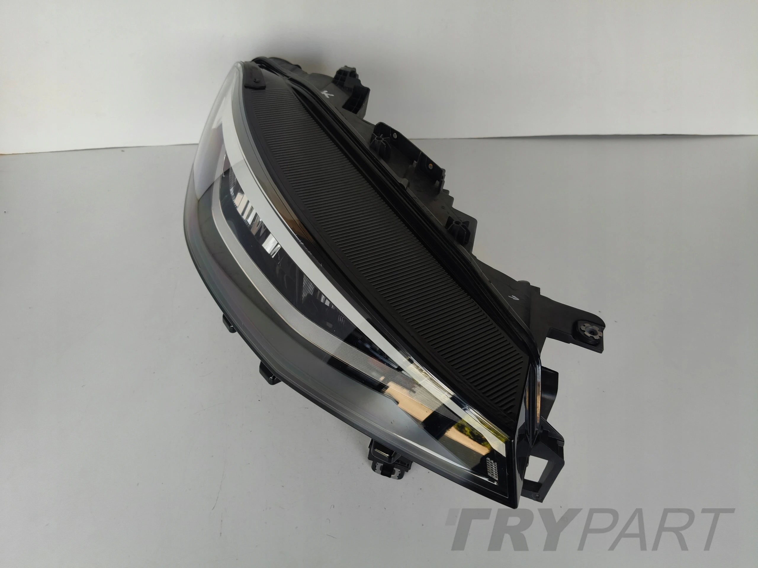RIGHT HEADLIGHT LAMP VW ID4 11A 21- FULL LED