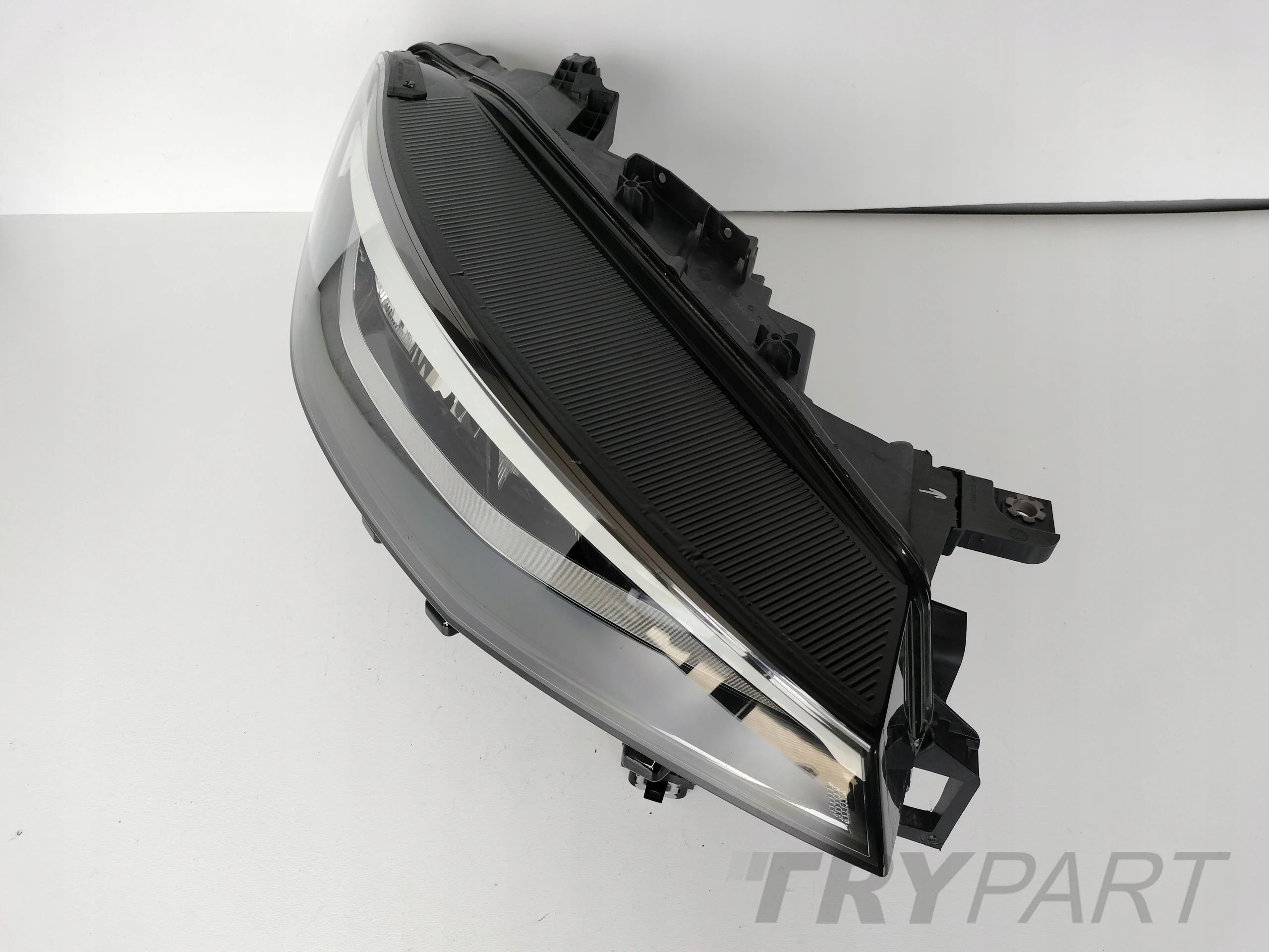 RIGHT HEADLIGHT LAMP VW ID4 11A 21- FULL LED