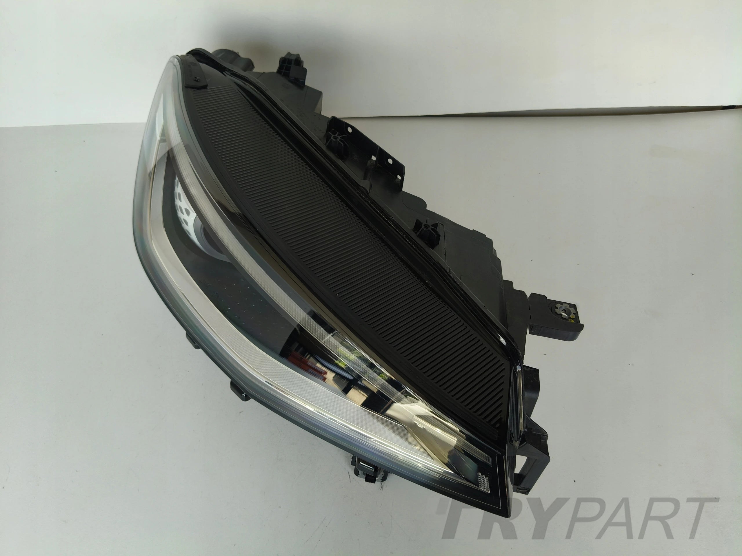 RIGHT HEADLIGHT LAMP VW ID4 11A 21- FULL LED