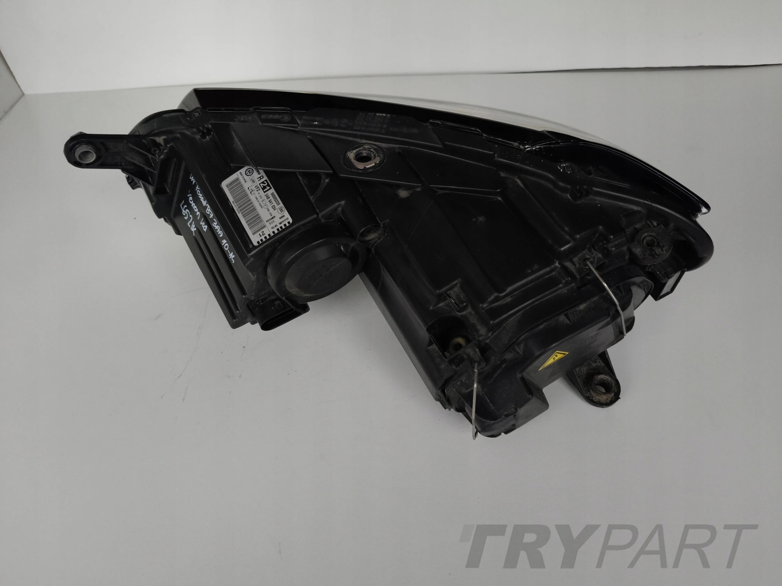 RIGHT HEADLIGHT LAMP VW PASSAT B7 3AA 10-14 XENON LED