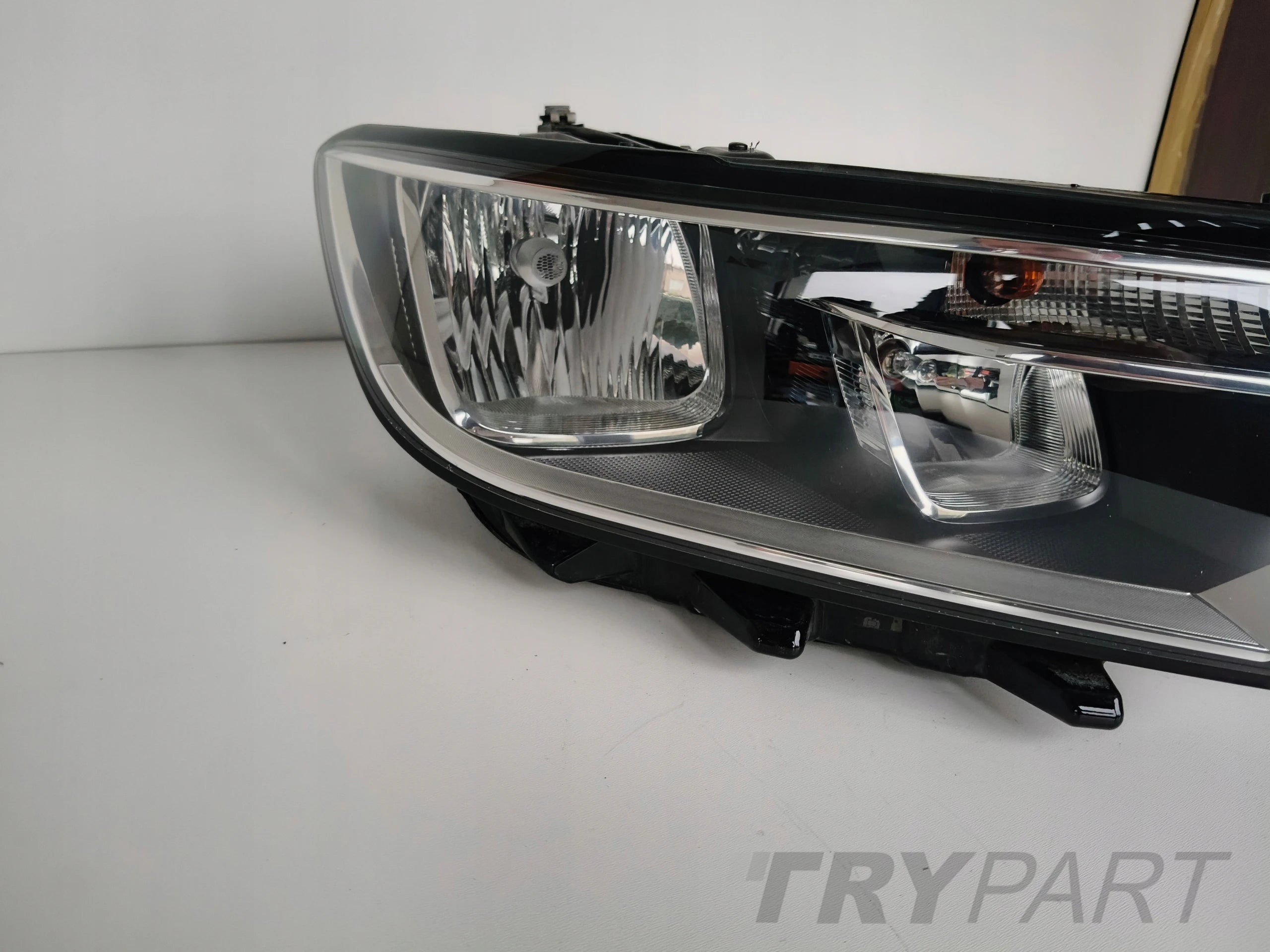 RIGHT HEADLIGHT LAMP VW PASSAT B8 3G 3G0 14-
