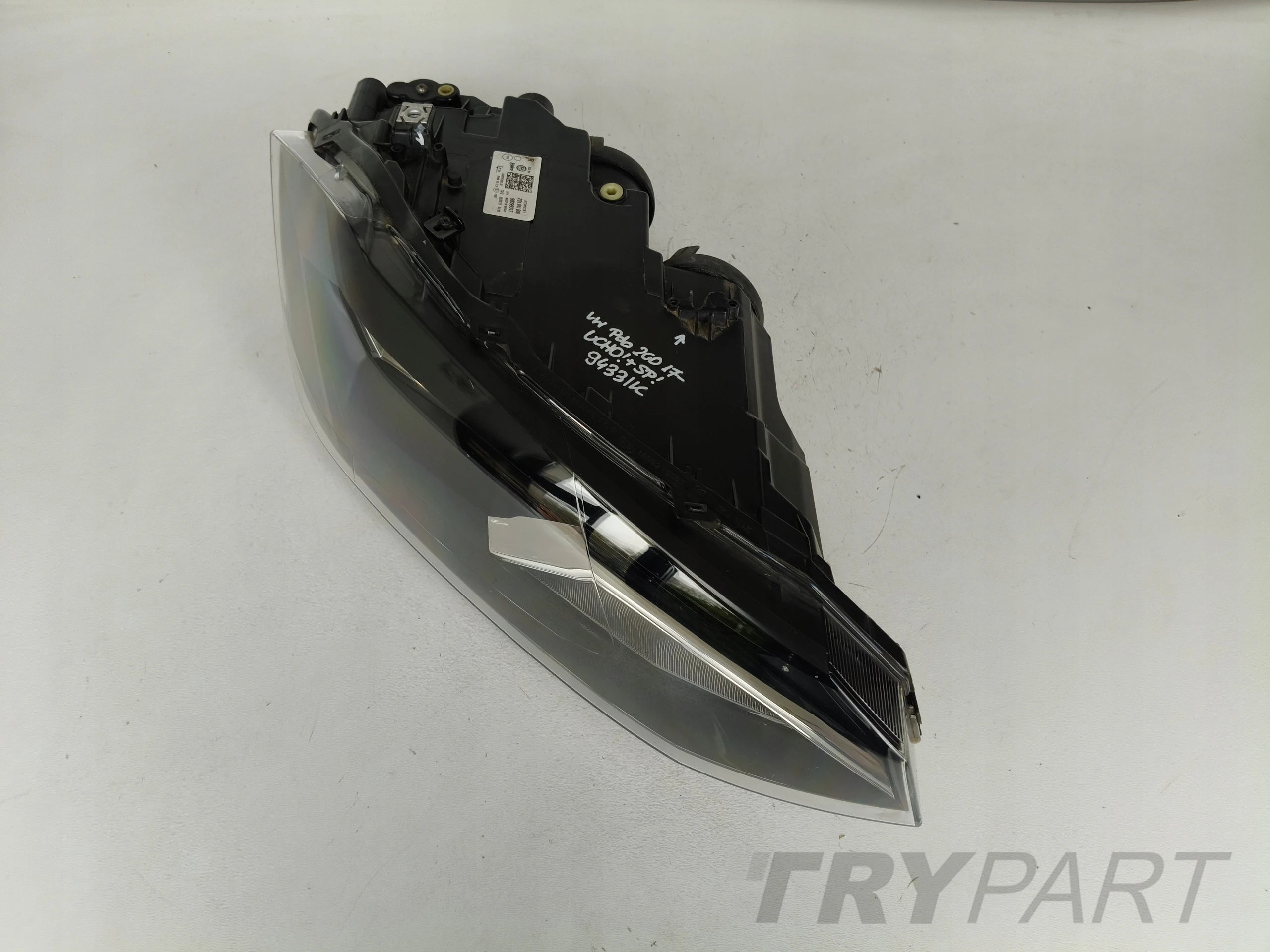 RIGHT HEADLIGHT LAMP VW POLO 2G 2G0 17-