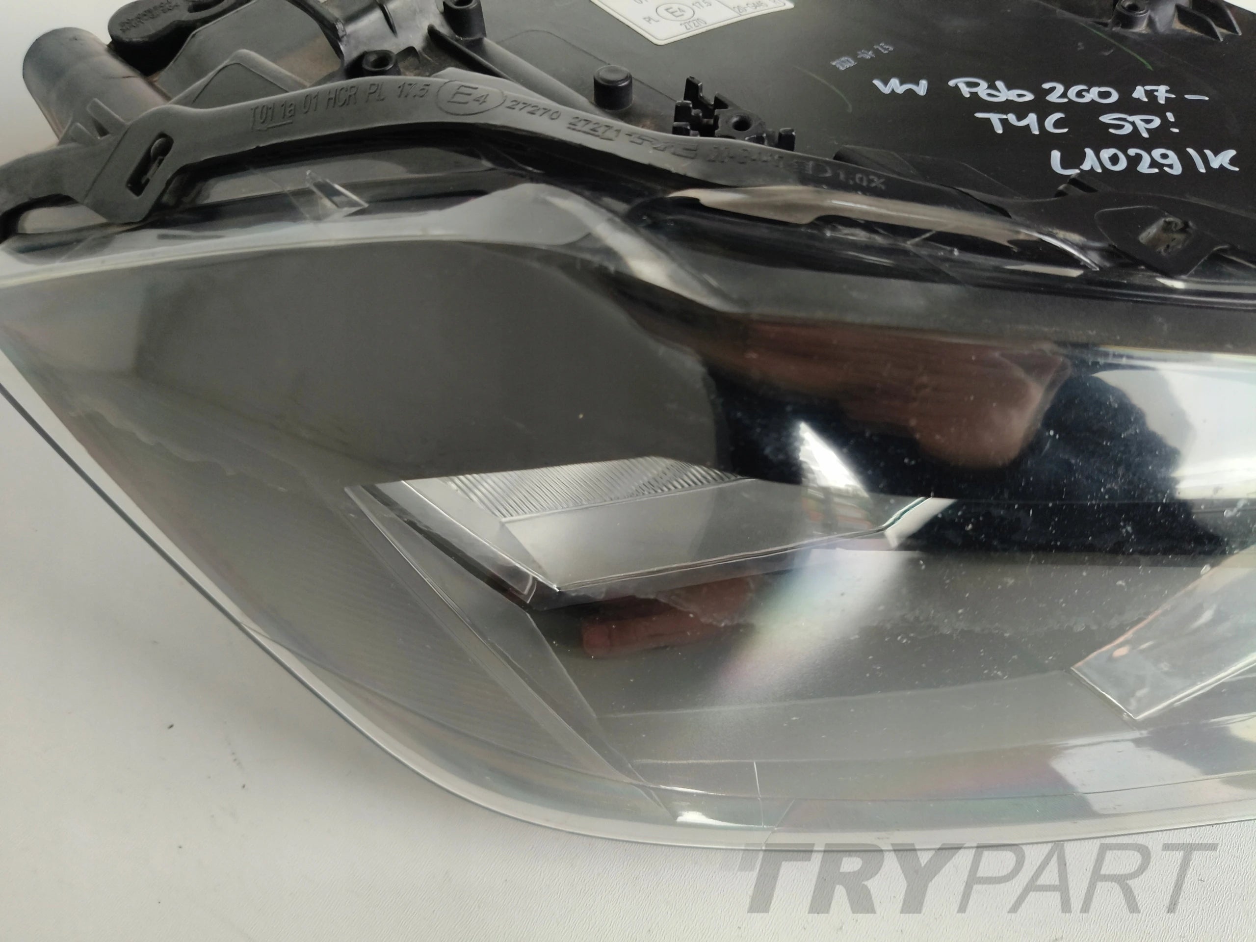 RIGHT HEADLIGHT LAMP VW POLO 2G0 2G 17- TYC