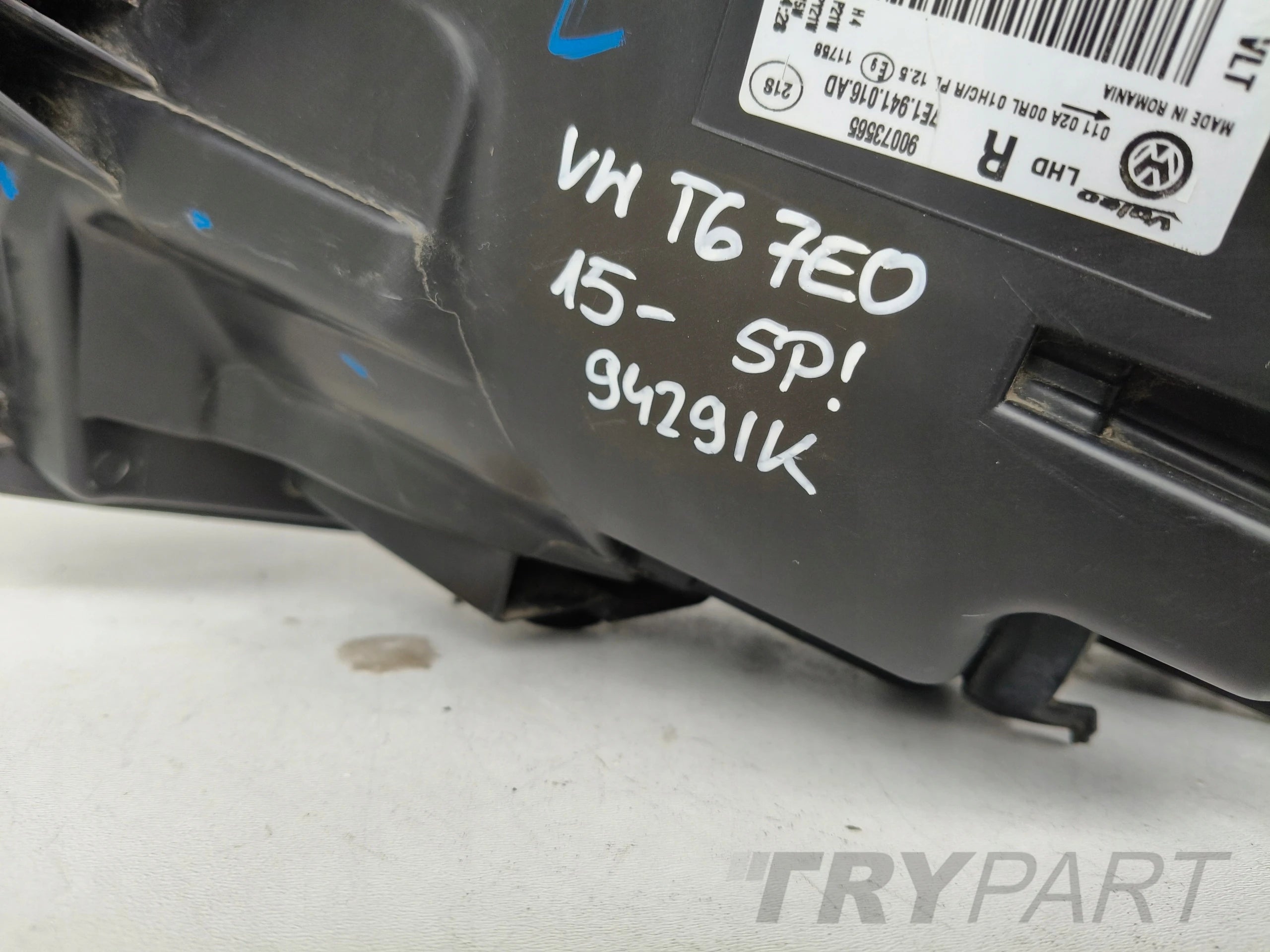 RIGHT HEADLIGHT LAMP VW T6 7E 7E0 15-