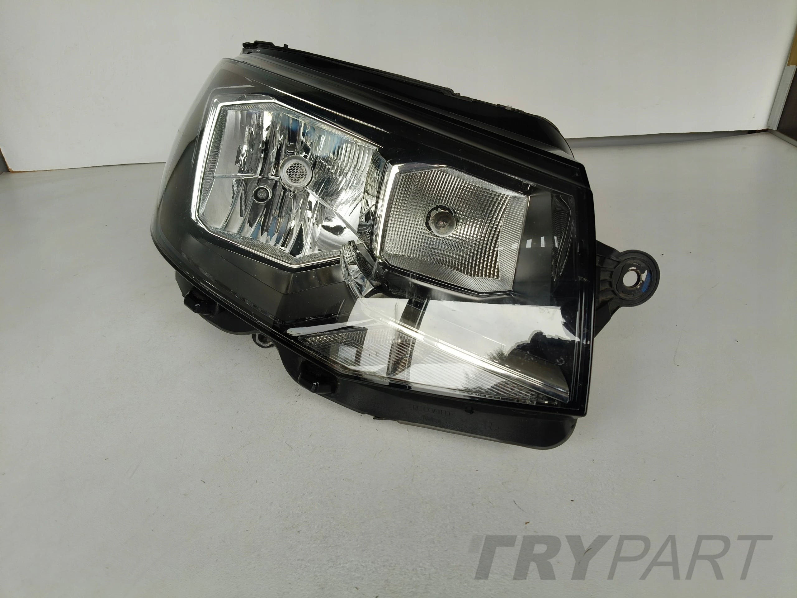 RIGHT HEADLIGHT LAMP VW T6 7E 7E0 15-