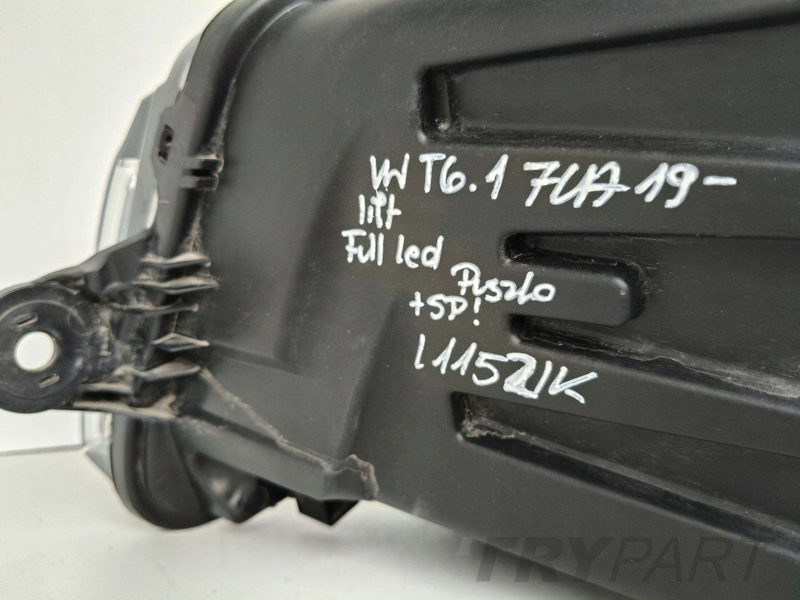 RIGHT HEADLIGHT LAMP VW T6 T6.1 7L 7LA 19- LIFT FULL LED