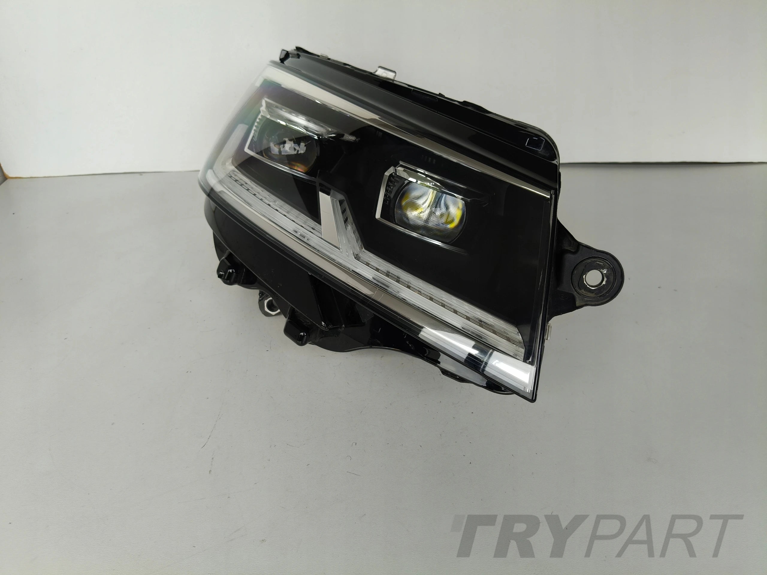 RIGHT HEADLIGHT LAMP VW T6 T6.1 7L 7LA 19- LIFT FULL LED
