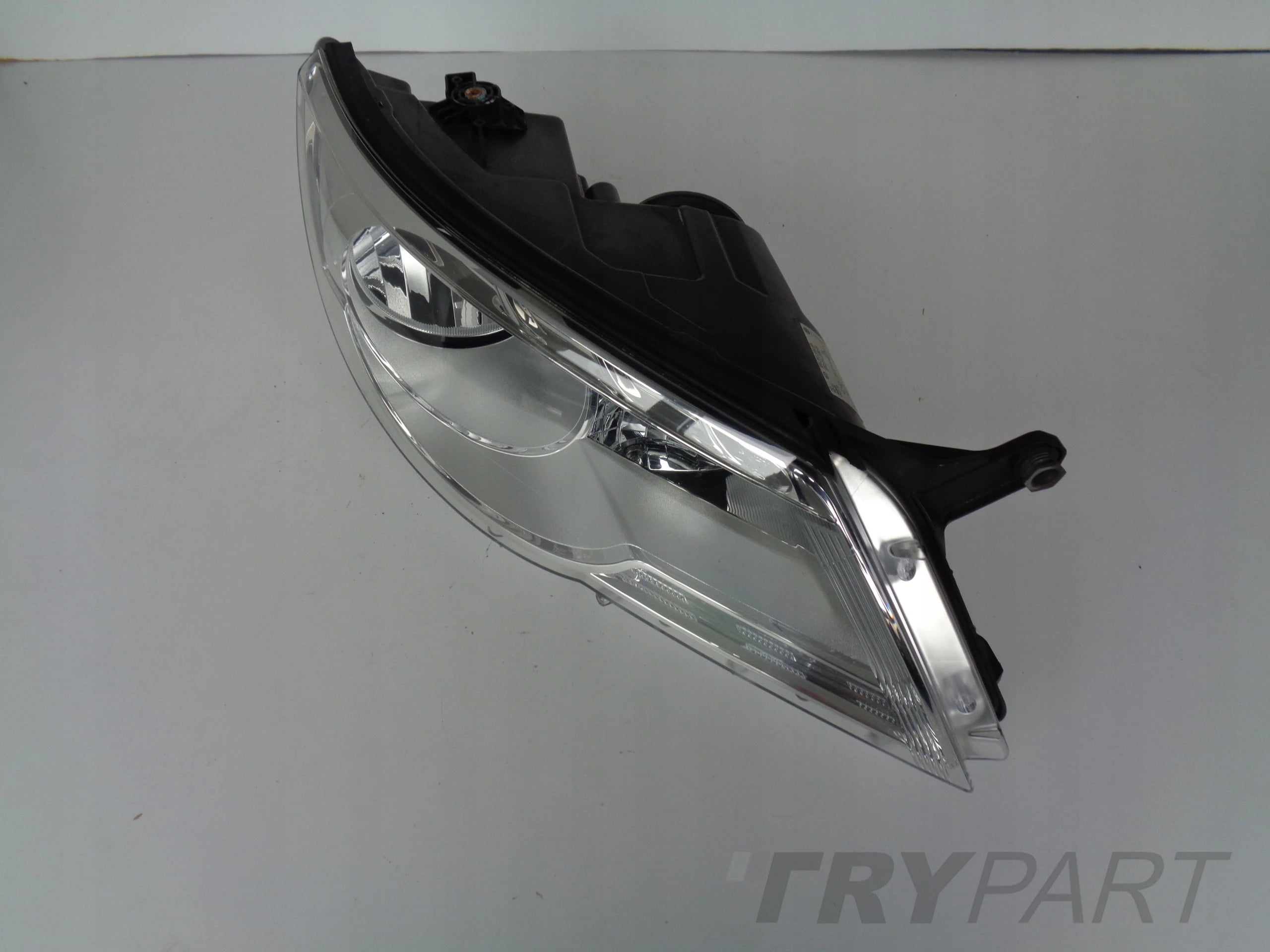 RIGHT HEADLIGHT LAMP VW TIGUAN 5N 5N0 07-11