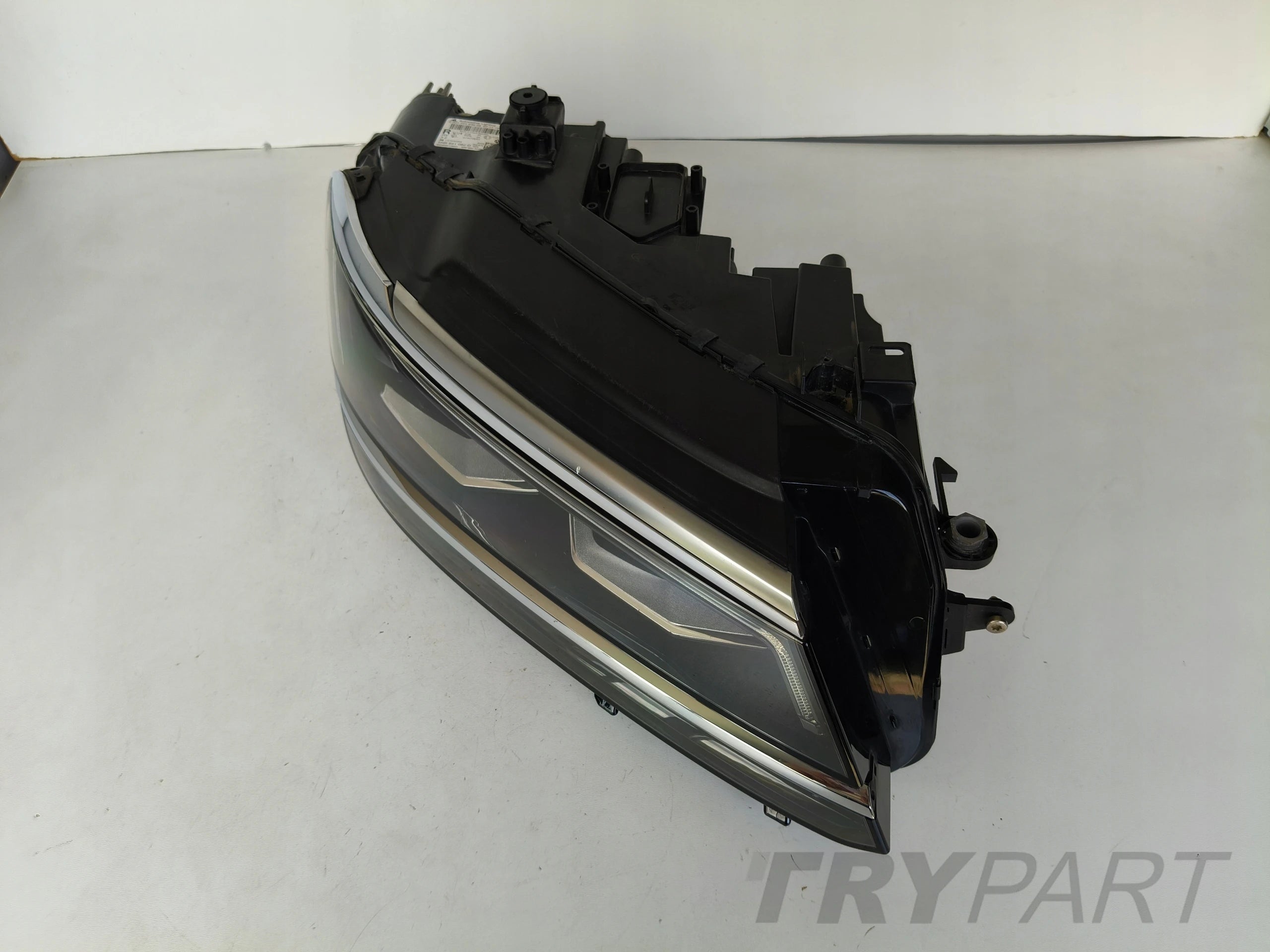 RIGHT HEADLIGHT LAMP VW TIGUAN 5NA 16- FULL LED