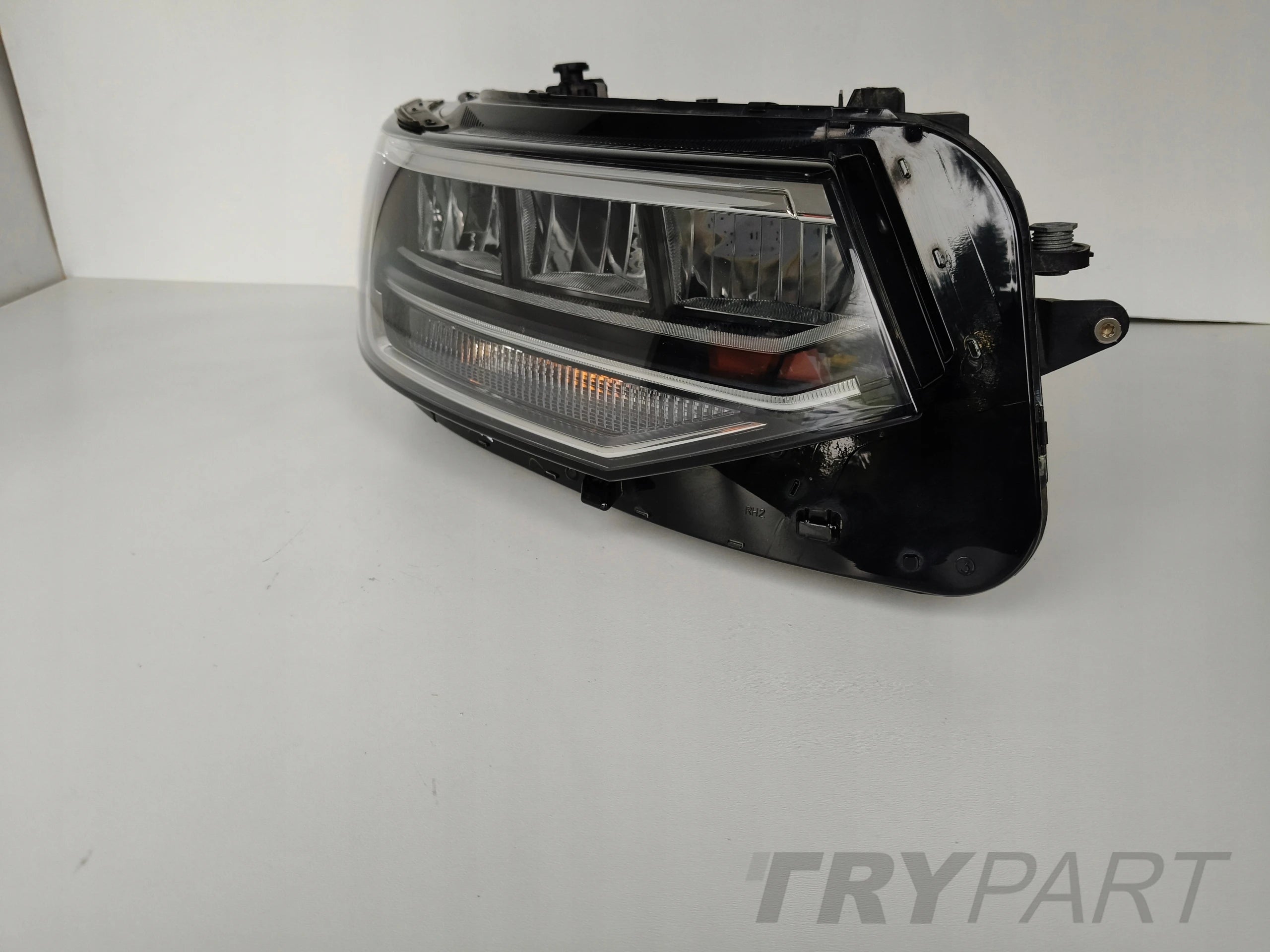 RIGHT HEADLIGHT LAMP VW TIGUAN 5NN ALLSPACE 20- LIFT FULL LED