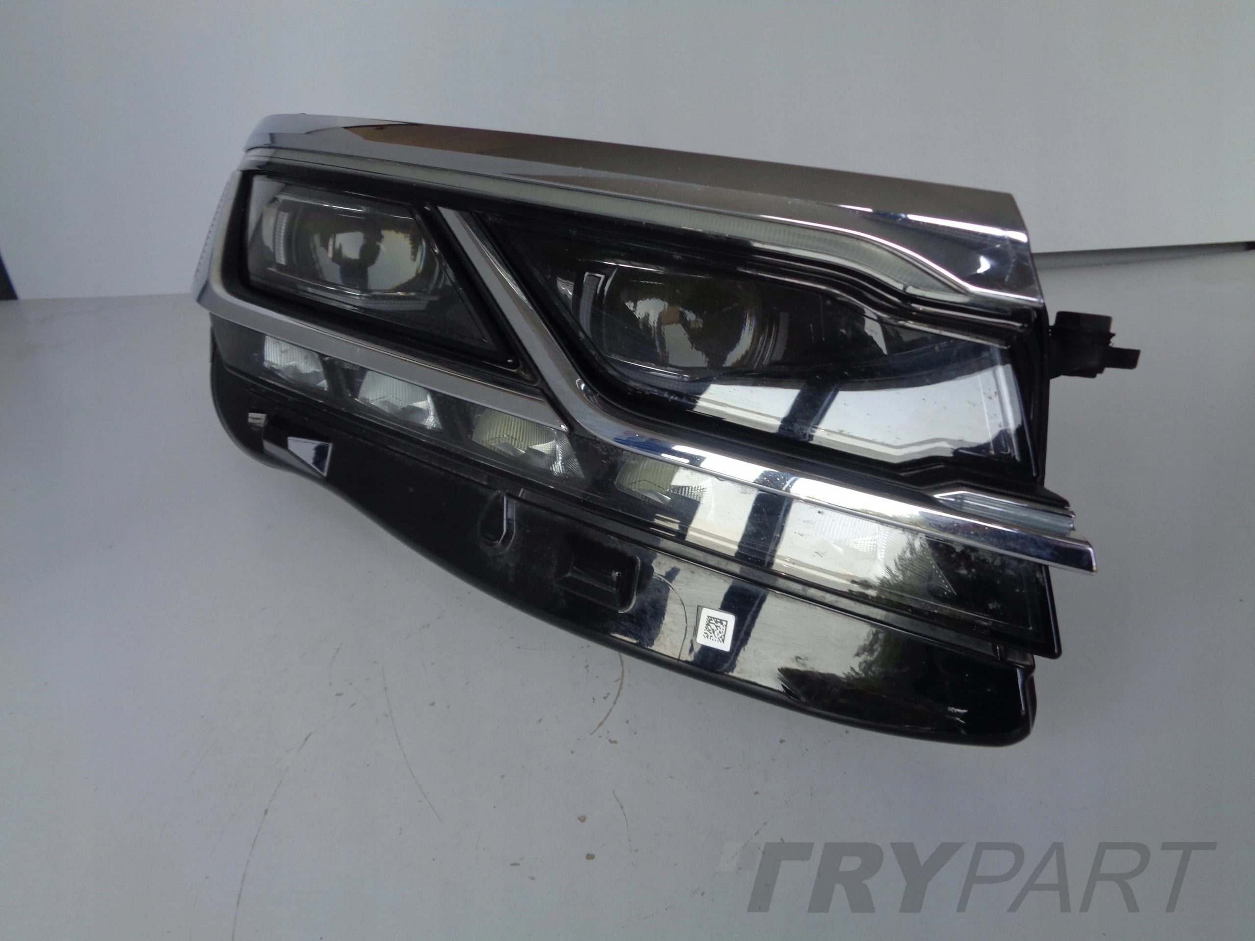 RIGHT HEADLIGHT LAMP VW TOUAREG III 760 18- FULL LED