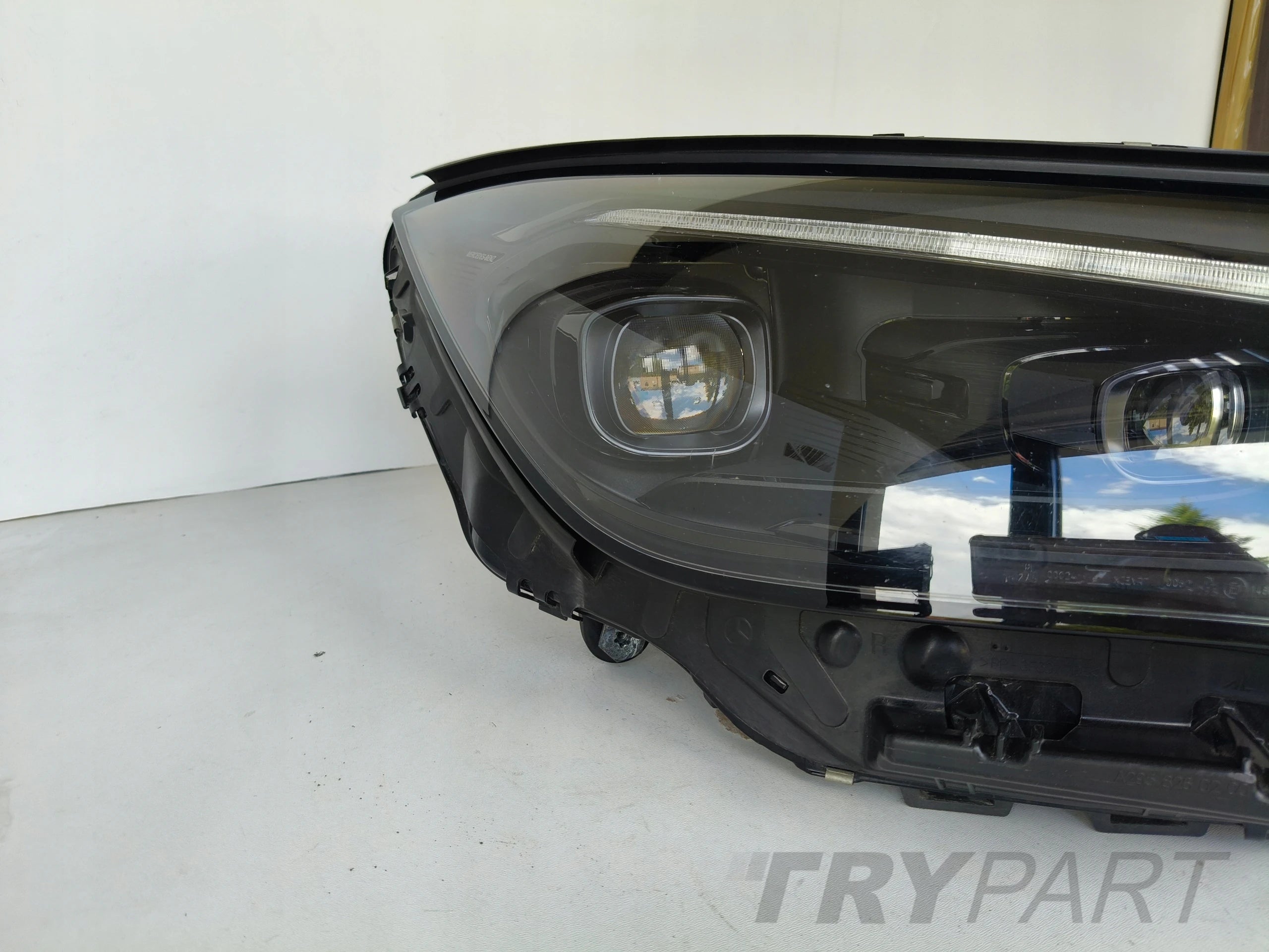 RIGHT HEADLIGHT MERCEDES EQE W295 FULL LED DIGITAL LIGHT