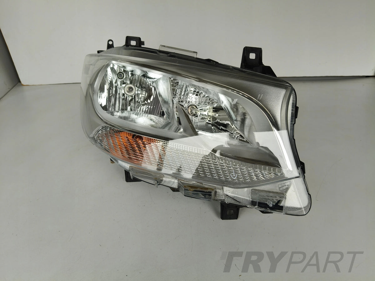 RIGHT HEADLIGHT MERCEDES SPRINTER W910 18-