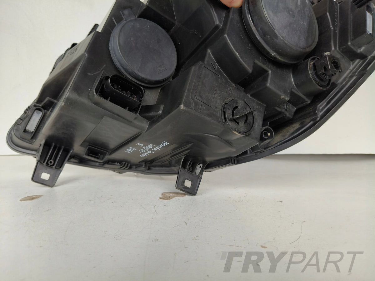 RIGHT HEADLIGHT MERCEDES SPRINTER W910 18-