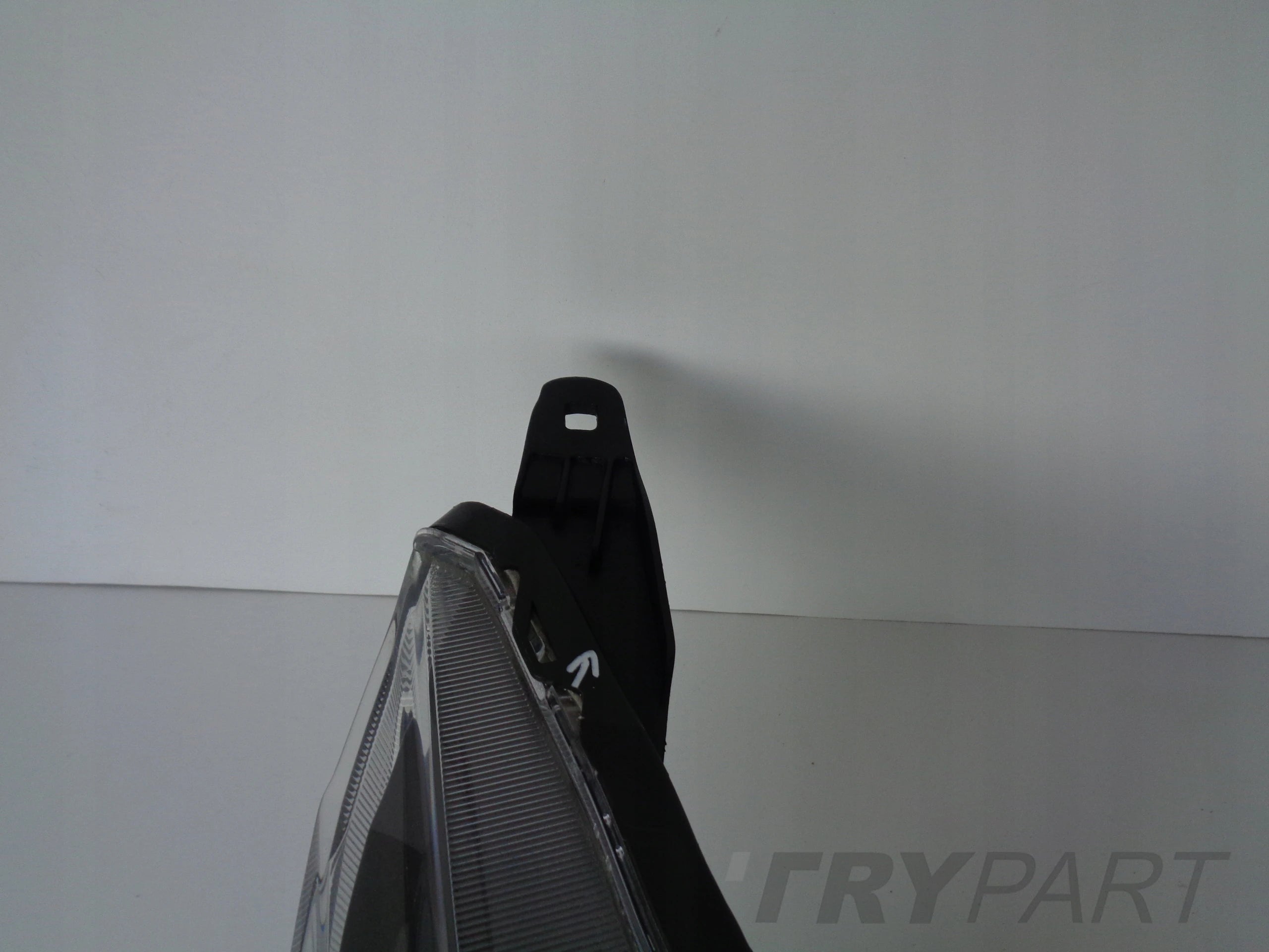 RIGHT HEADLIGHT MITSUBISHI ECLIPSE CROSS 17- LED