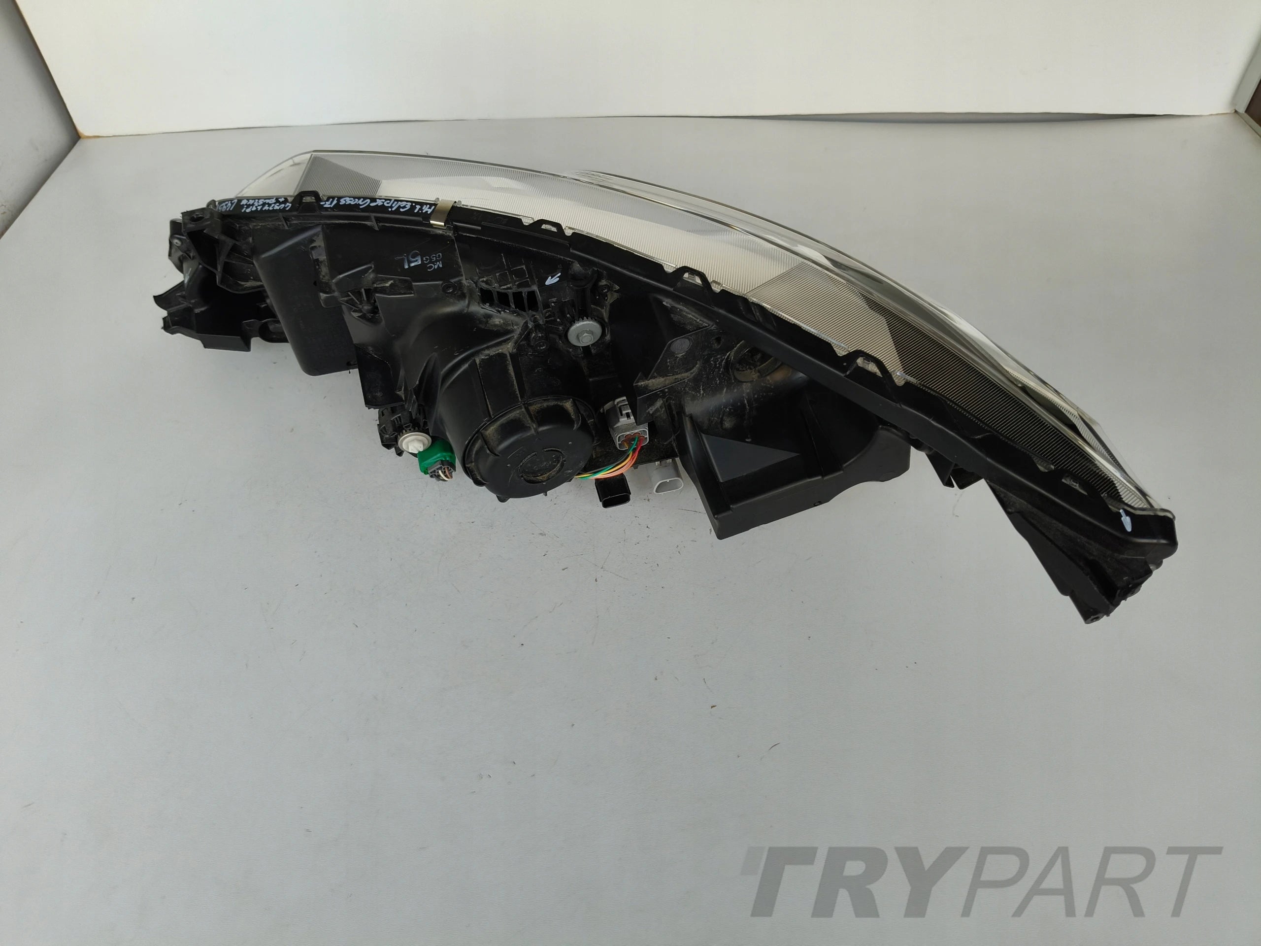 RIGHT HEADLIGHT MITSUBISHI ECLIPSE CROSS 17- LED
