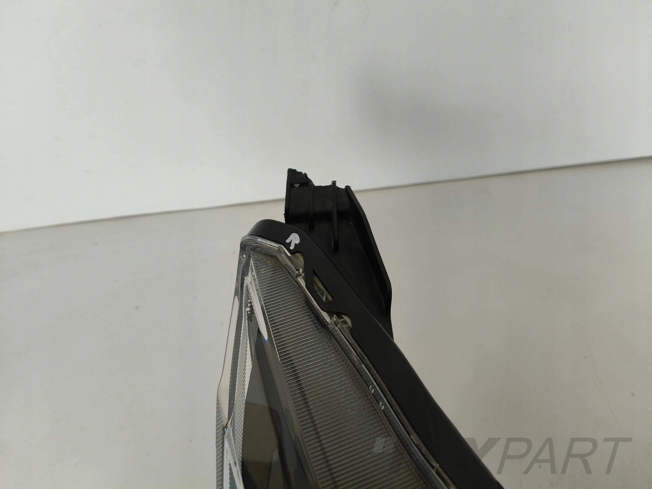 RIGHT HEADLIGHT MITSUBISHI ECLIPSE CROSS 17- LED
