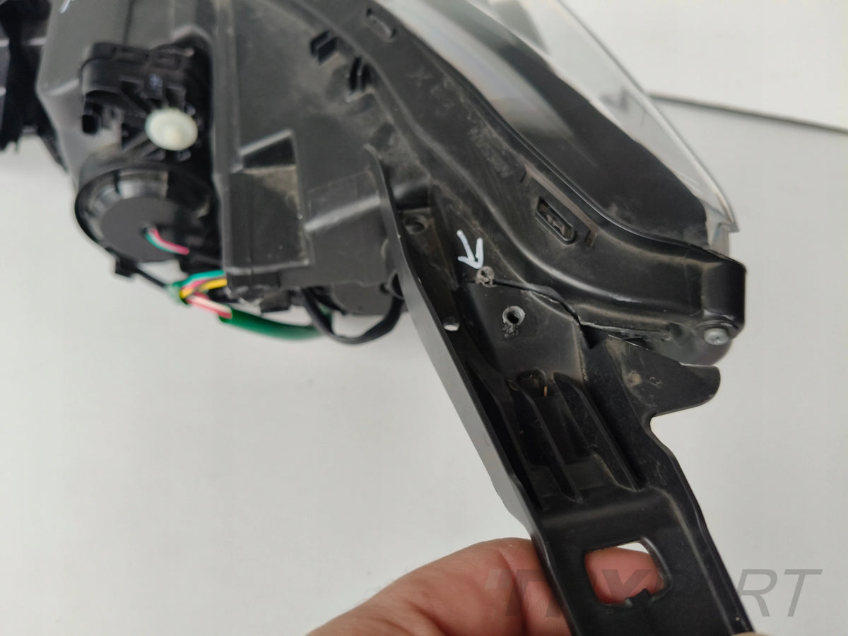 RIGHT HEADLIGHT NISSAN LEAF II 17- LED