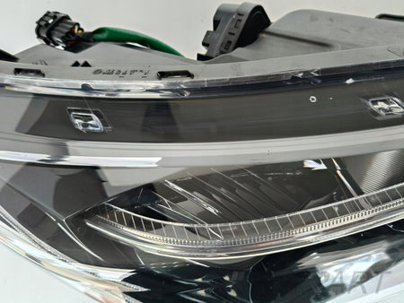 RIGHT HEADLIGHT NISSAN LEAF II 17- LED