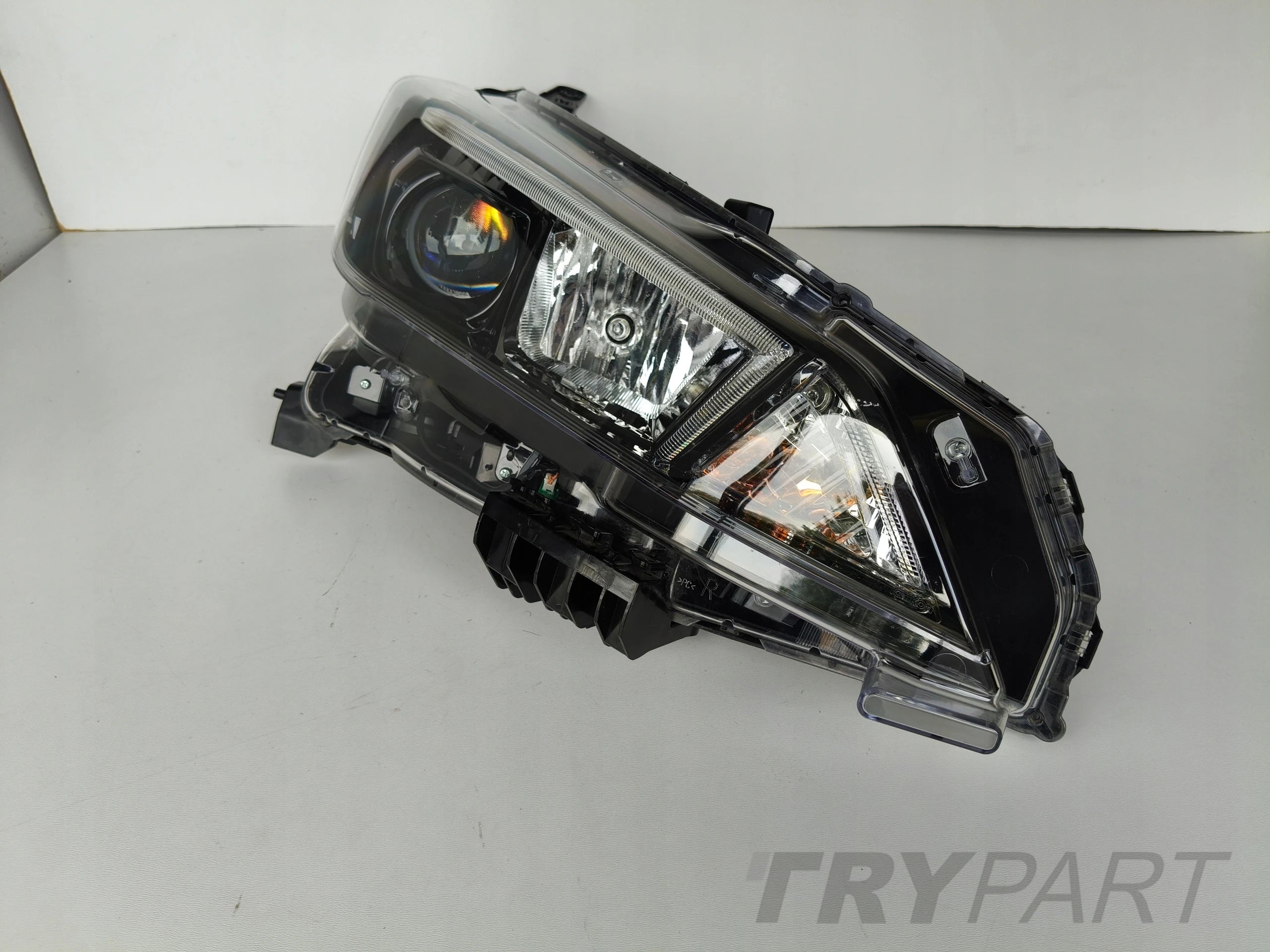 RIGHT HEADLIGHT NISSAN LEAF II 17- LED