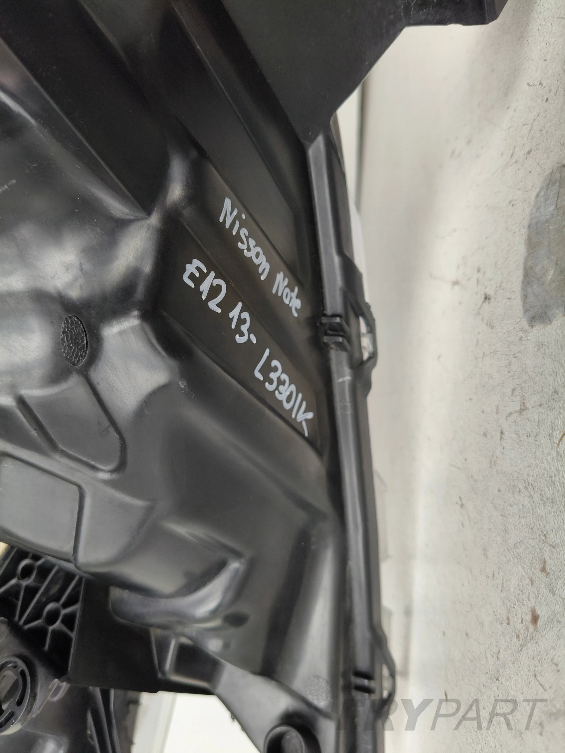 RIGHT HEADLIGHT NISSAN NOTE E12 13-