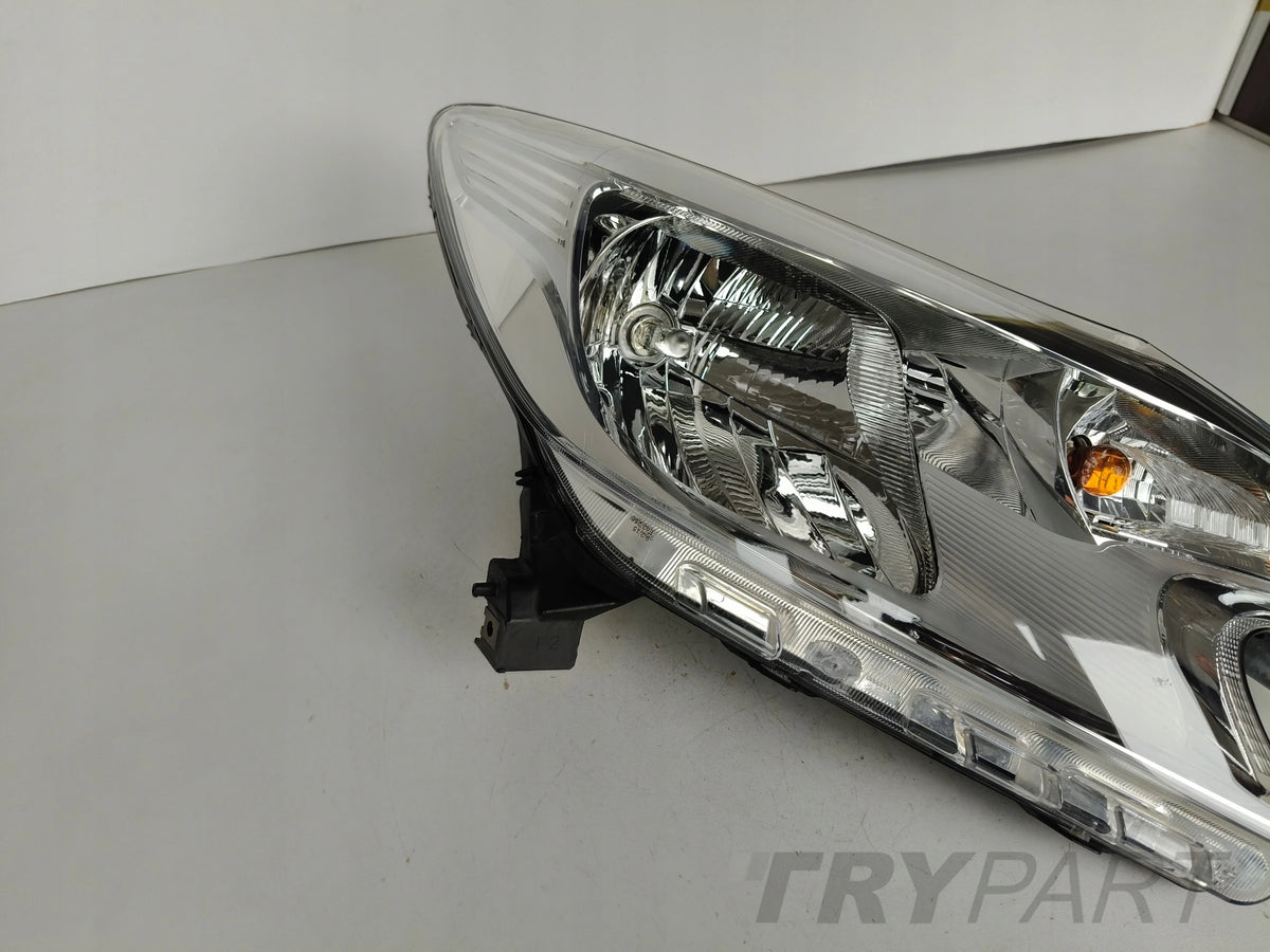 RIGHT HEADLIGHT NISSAN NOTE E12 13-